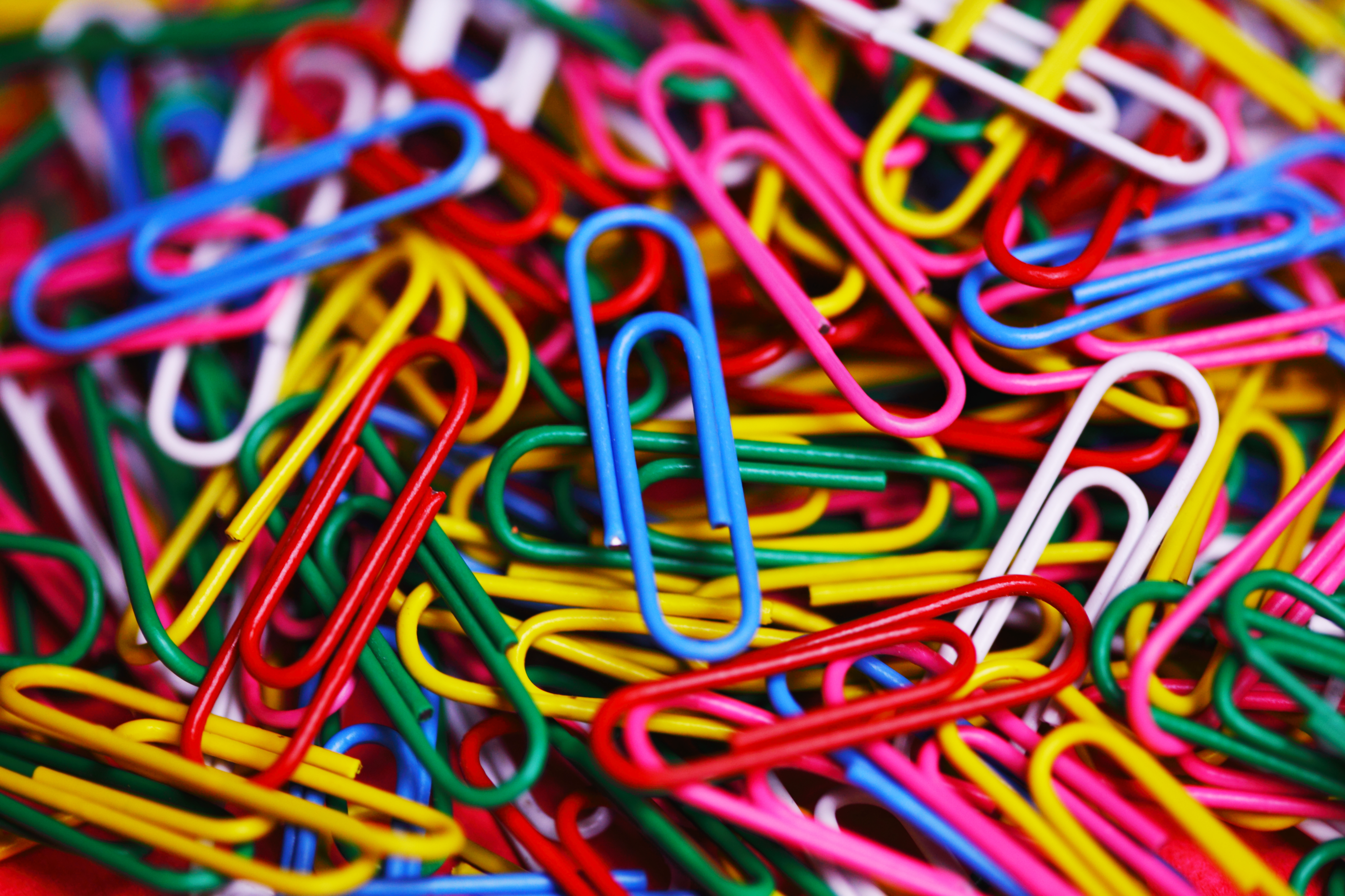 File:Colourful assortment of paper clips (10421946796).jpg ...