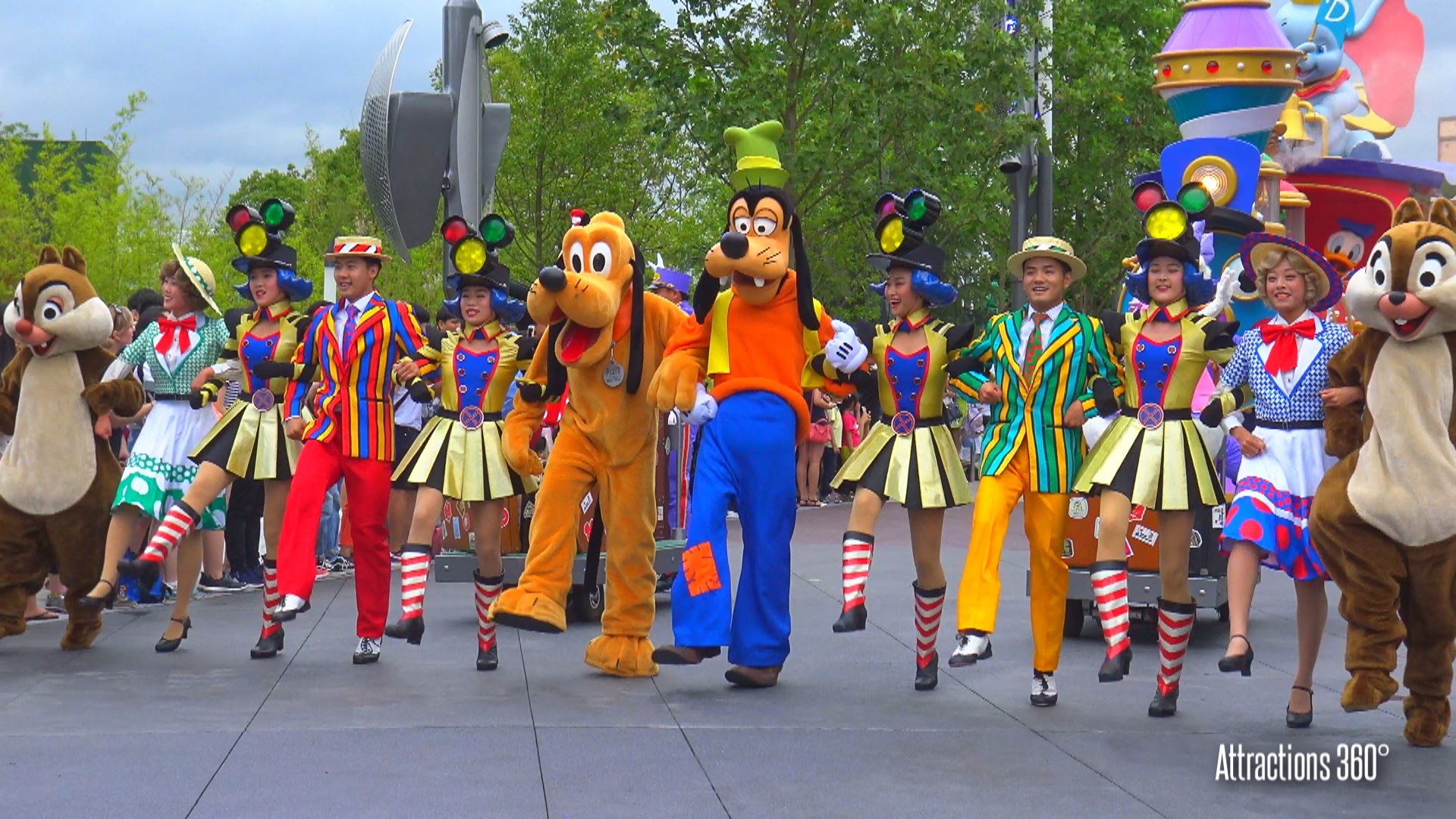 4K] Shanghai Disneyland Parade - Mickey's Storybook Express Parade ...