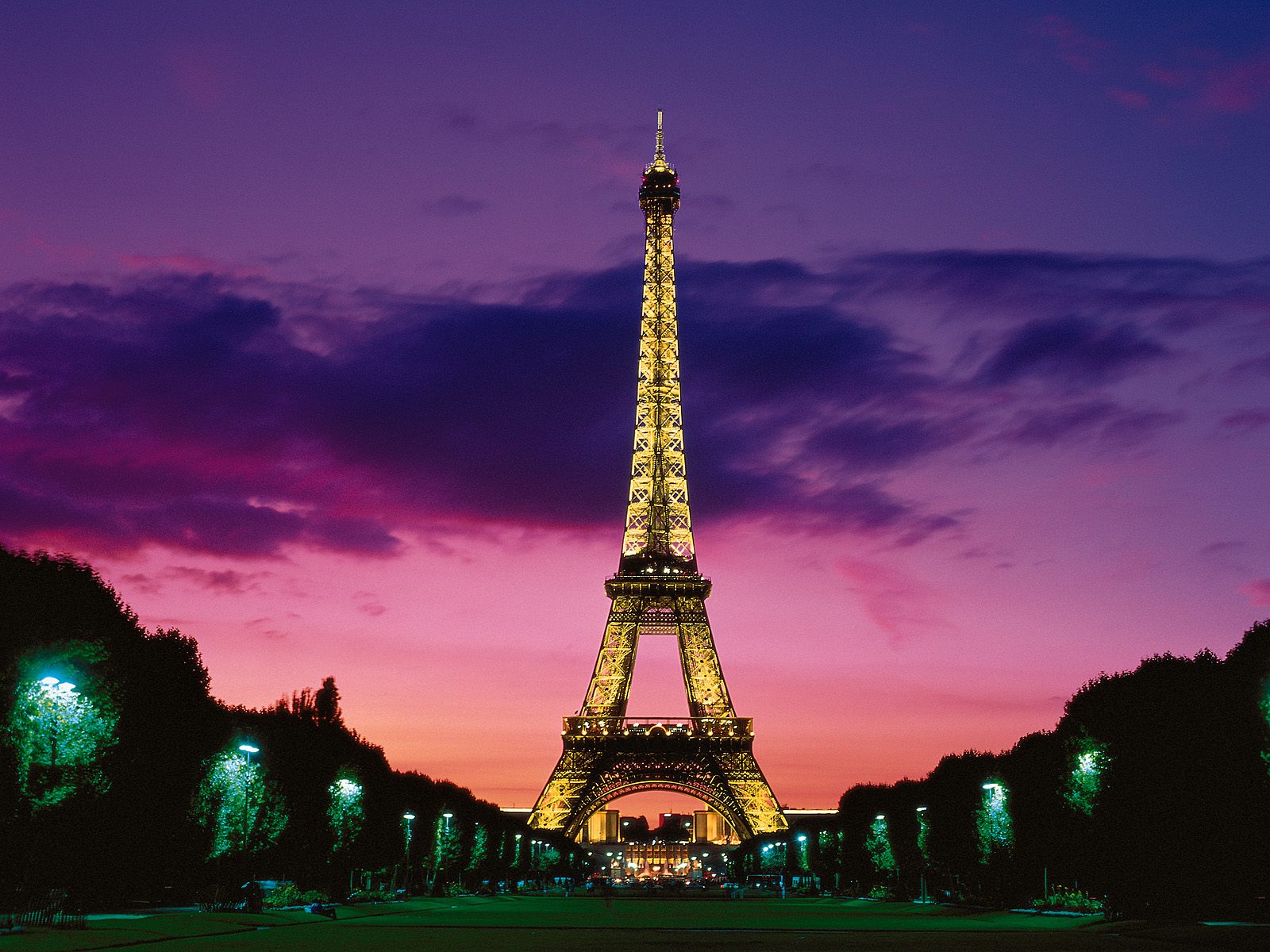 Eiffel Tower at Night Paris France Wallpapers | HD Wallpapers | ID #6019