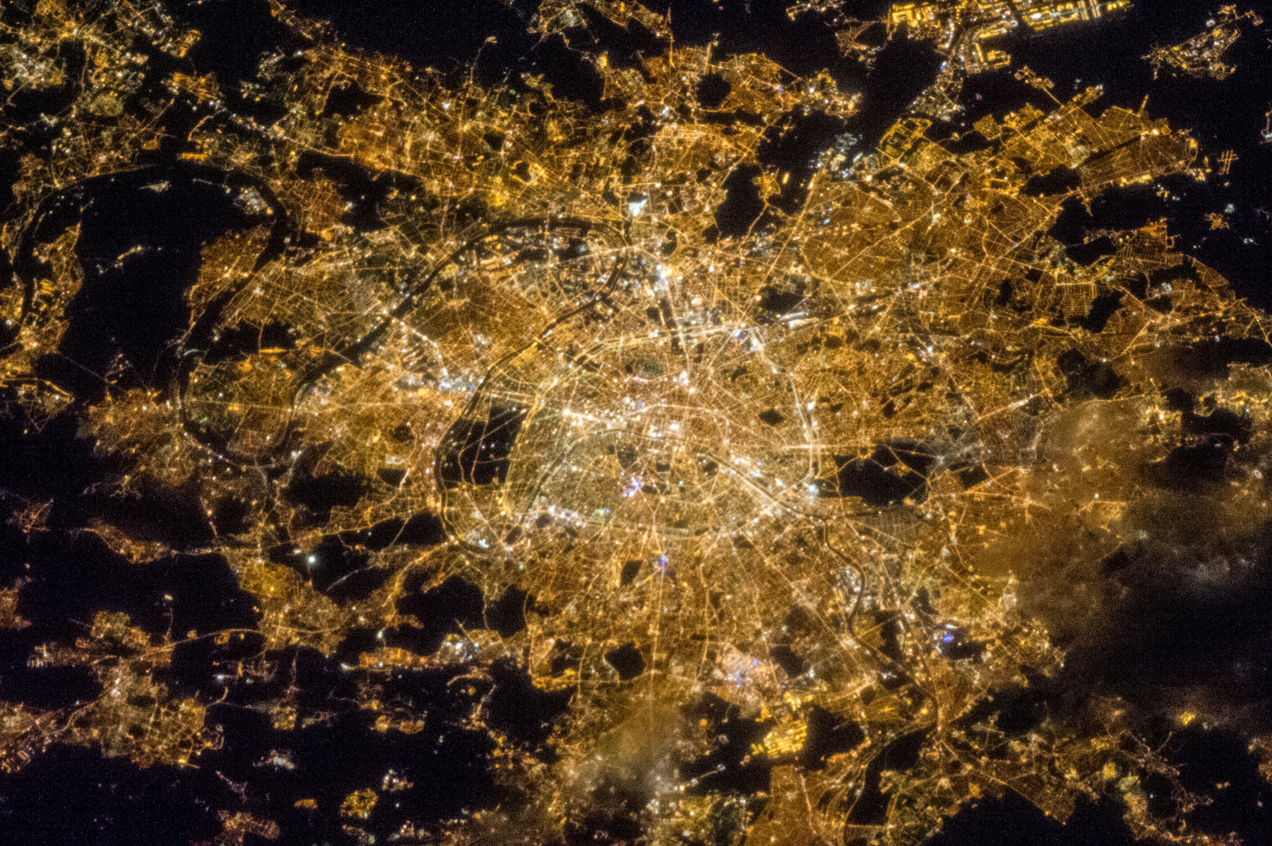 Photo: Paris At Night From Space - SpaceRef