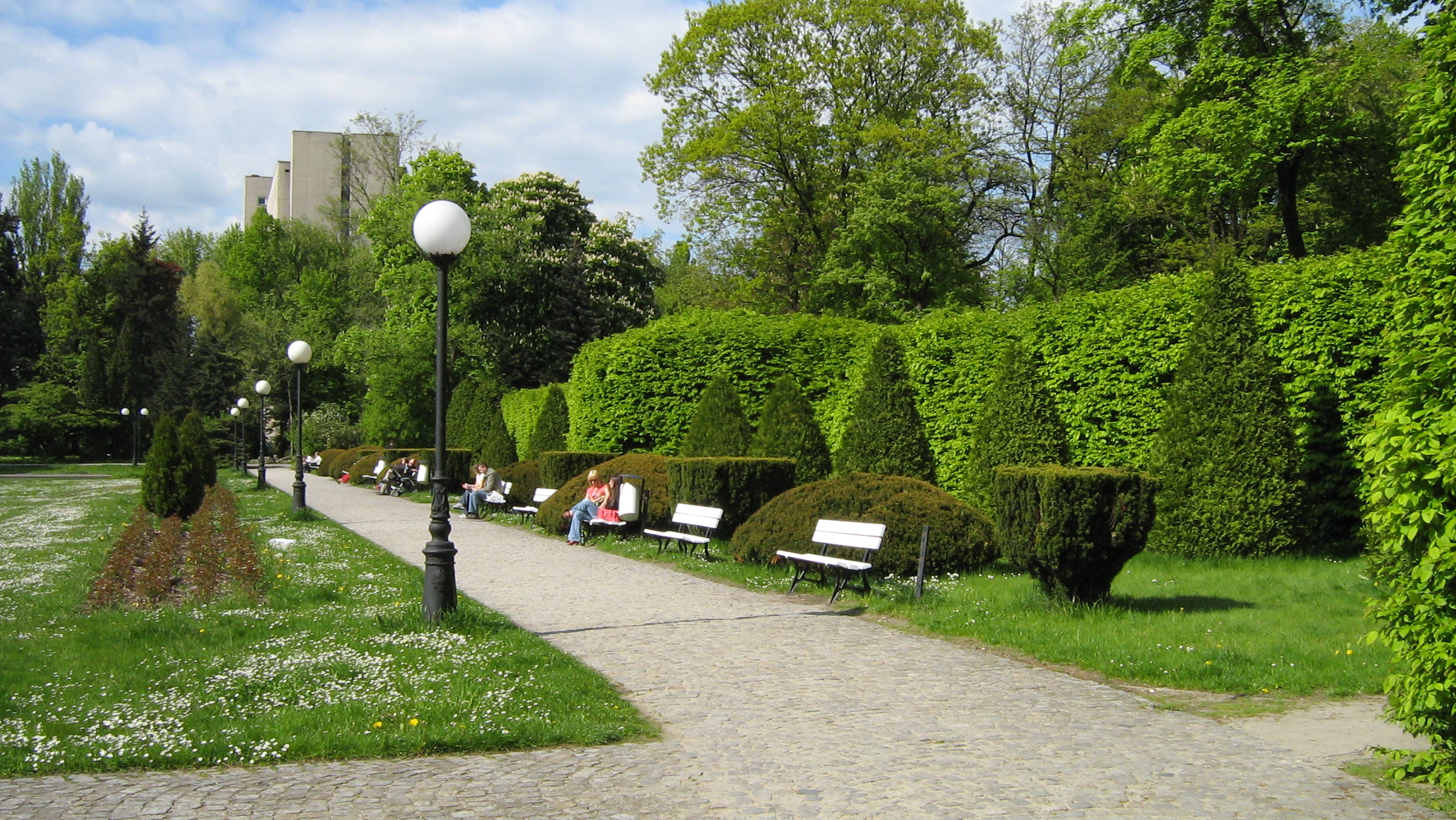 File:Park Matejki w Łodzi2.jpg - Wikimedia Commons