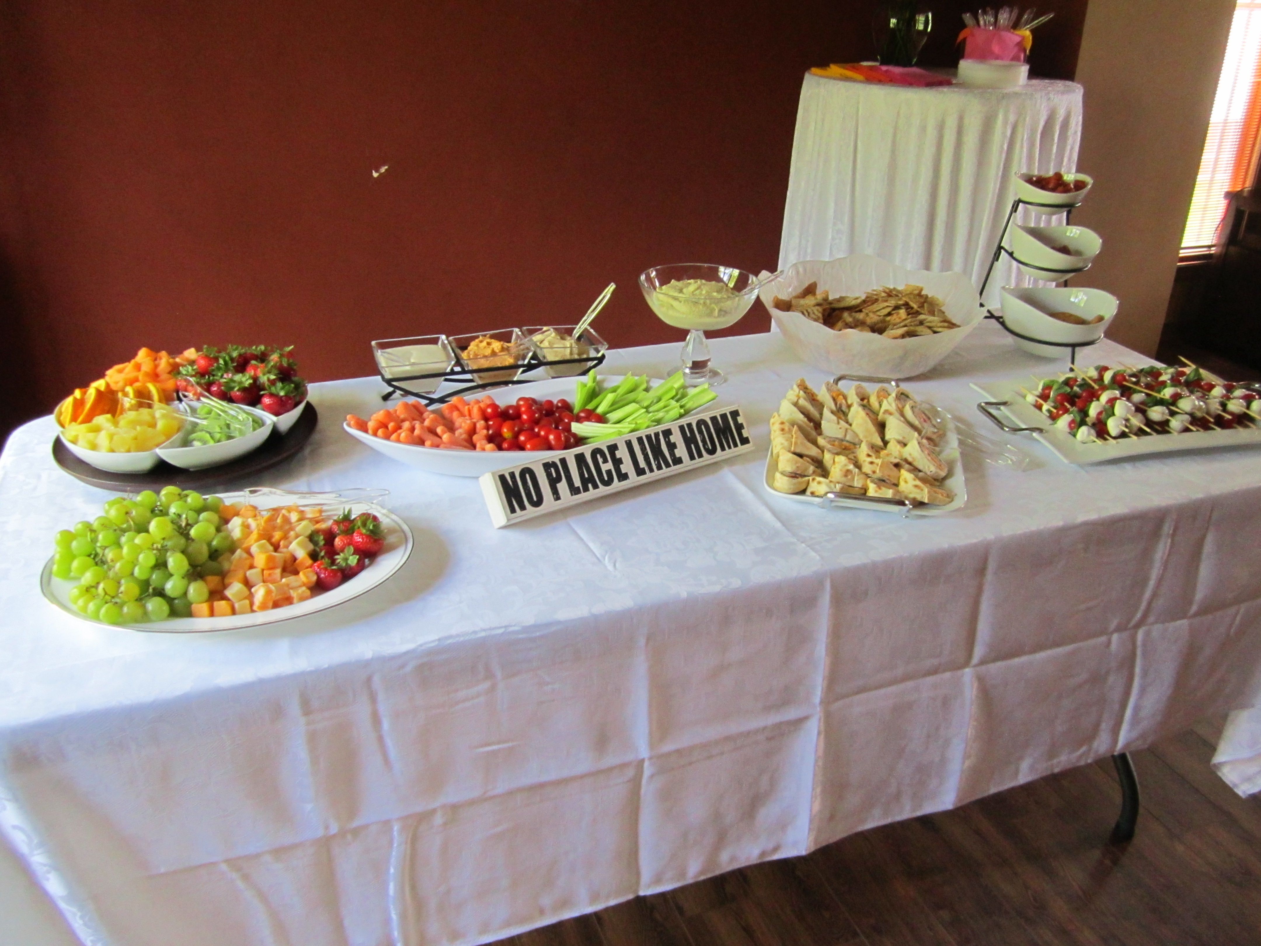Housewarming party buffet table. | Housewarming Party Ideas ...