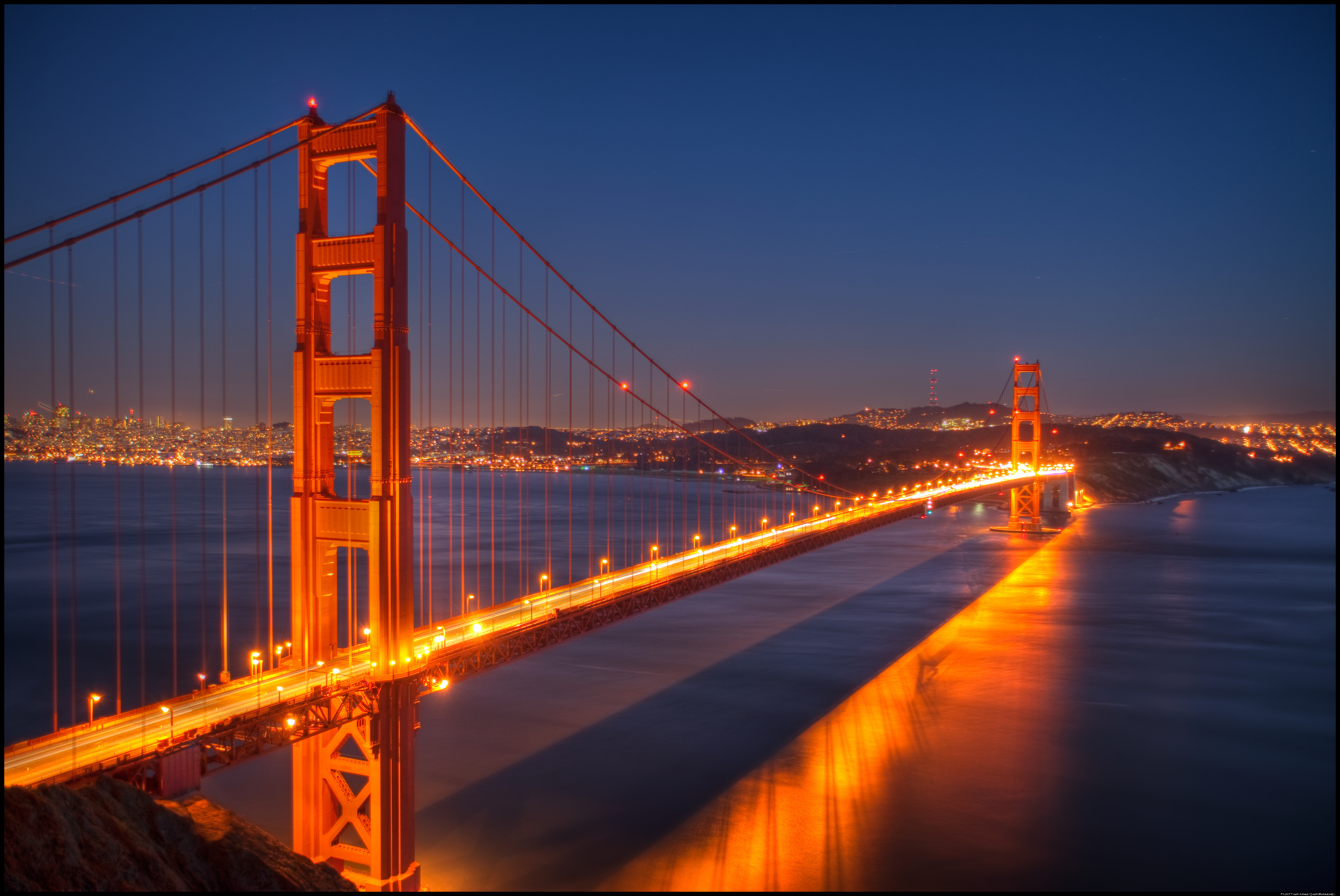 Golden Gate Bridge, San Francisco - PassionRead