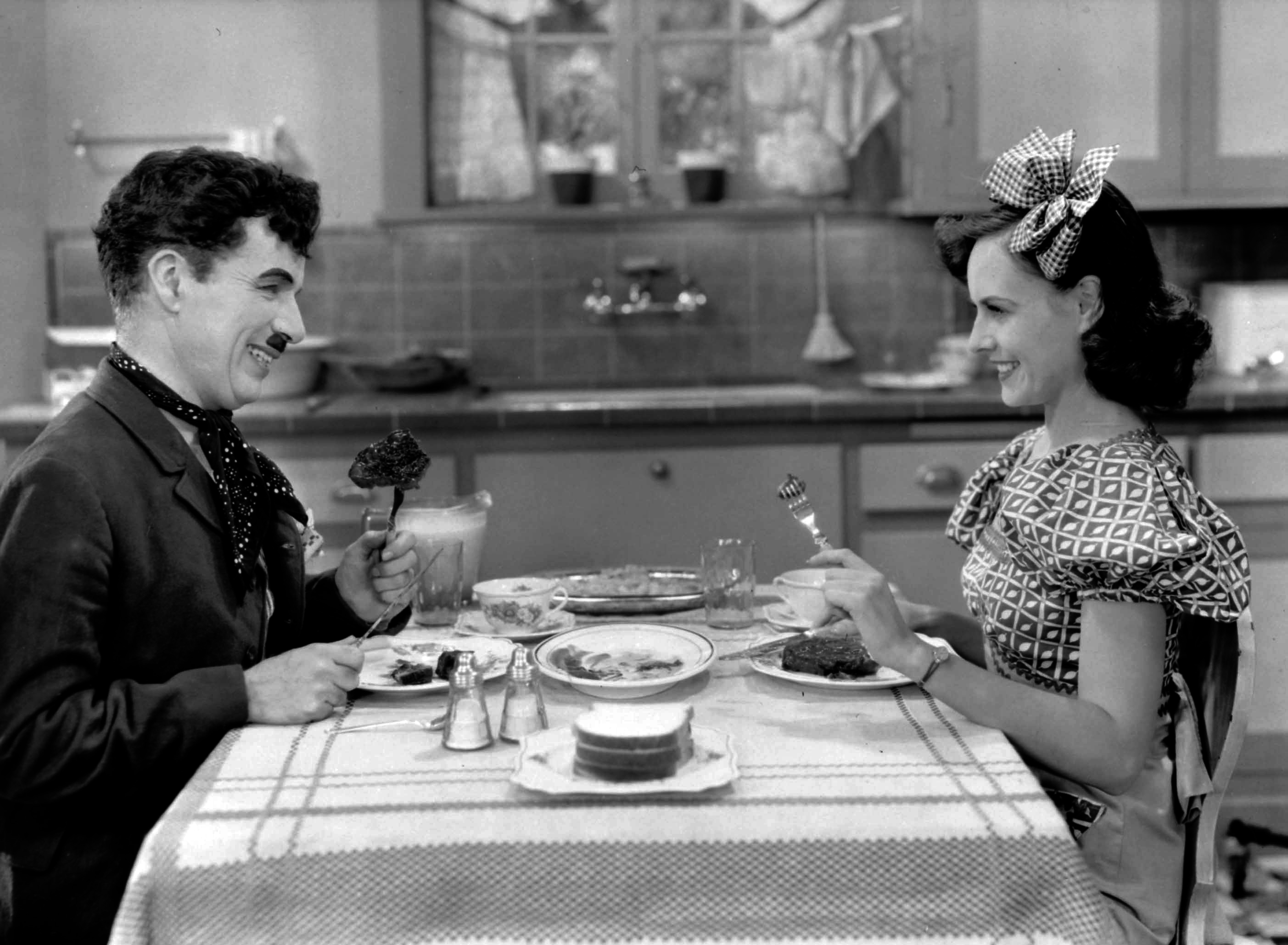 Paulette Goddard & Charlie Chaplin: Muses, Lovers | The Red List