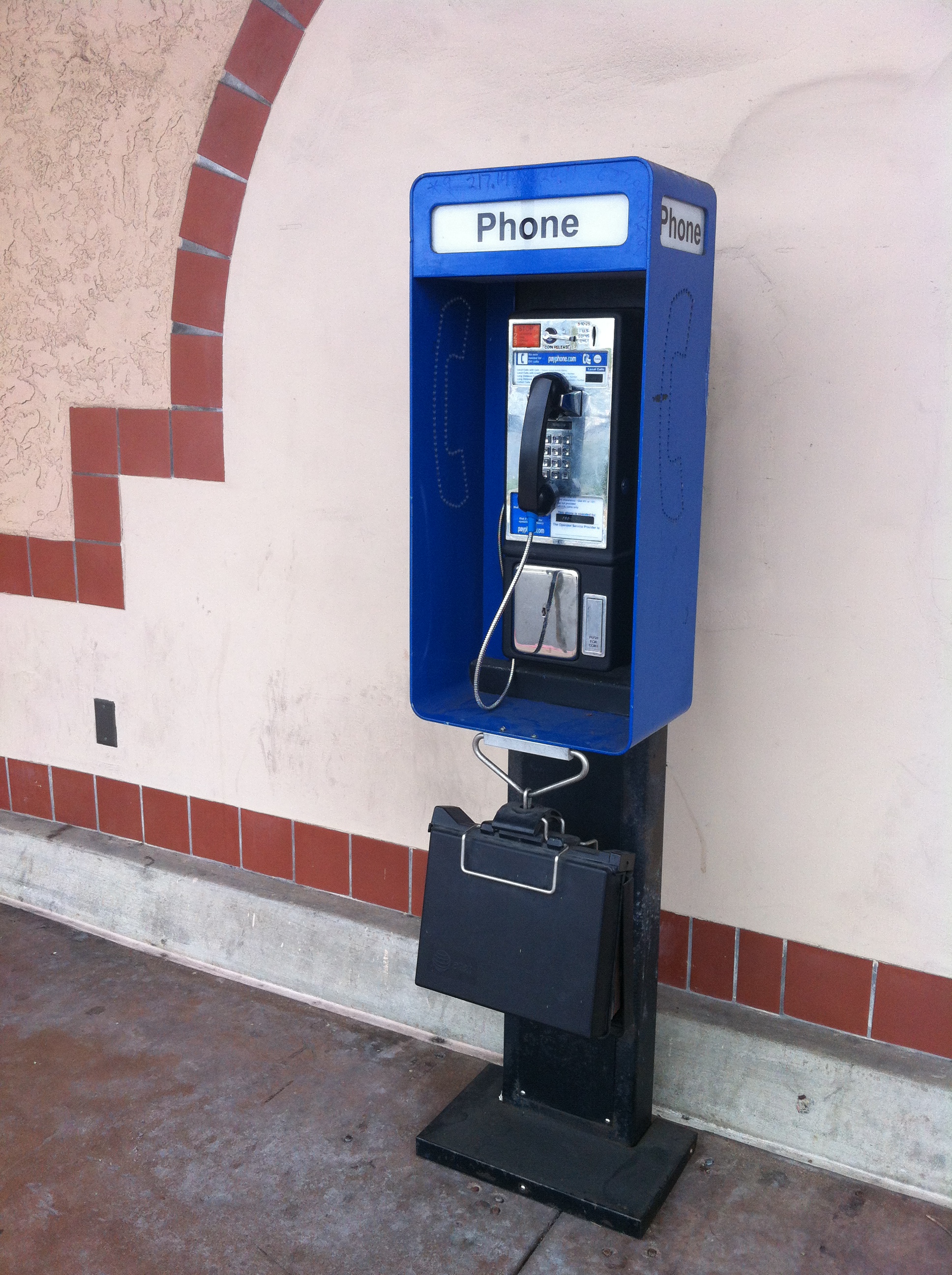 Deb's Son Asks How to Use a Payphone | WFMS