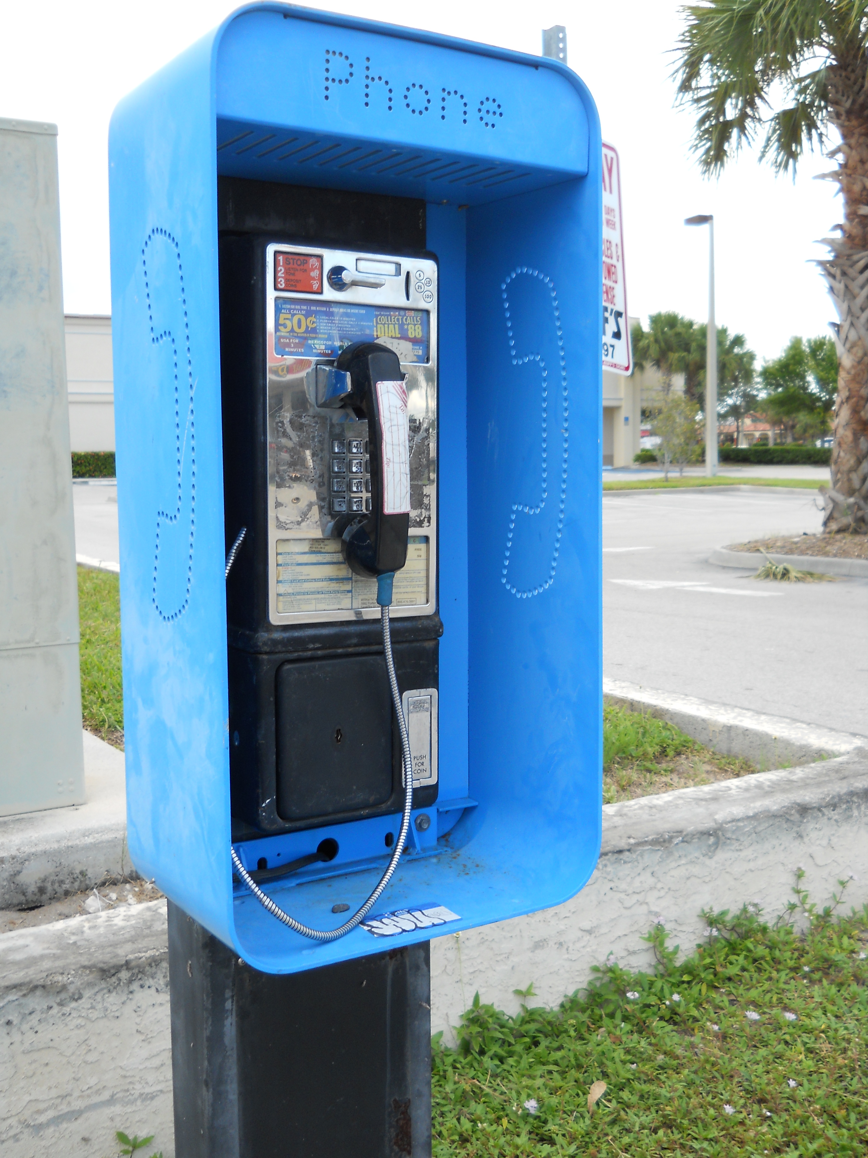 File:Working pay phone, Jensen Beach, Florida, September 4, 2012 001 ...