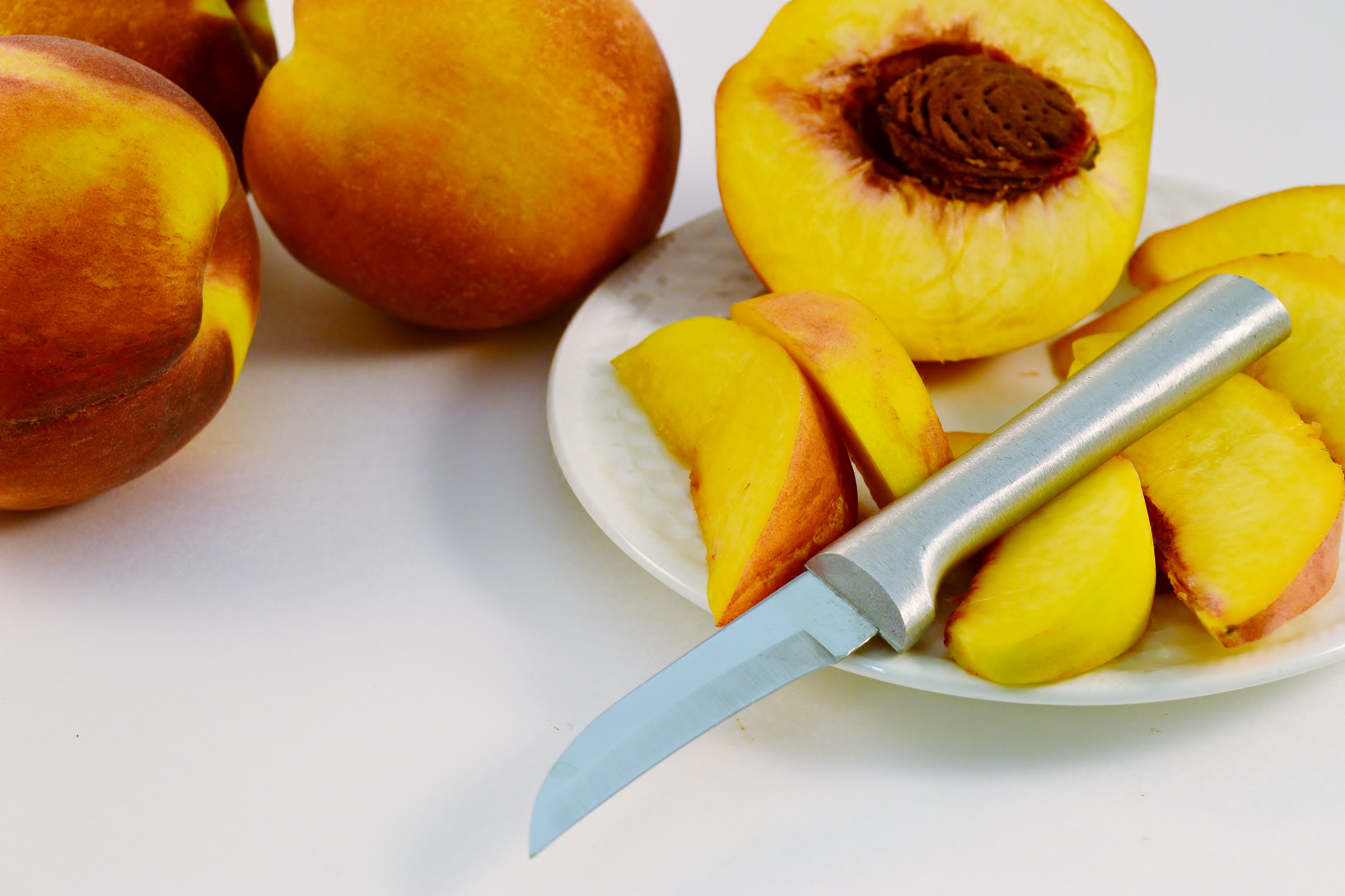 How to Peel Peaches | Easy Peach Skin Removal | Rada Blog