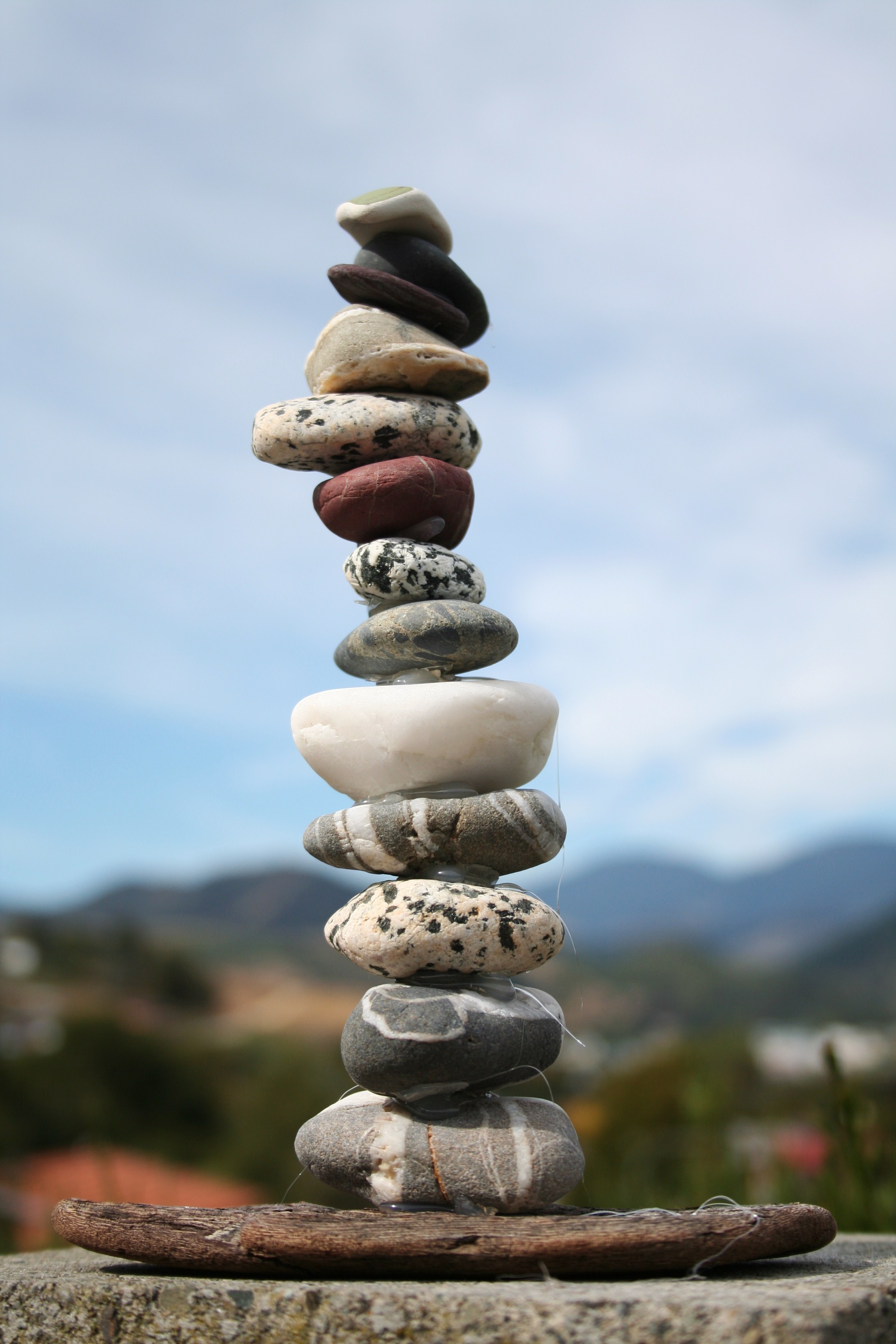 a stone stacking/balancing work would be fun! | Outside in the yard ...