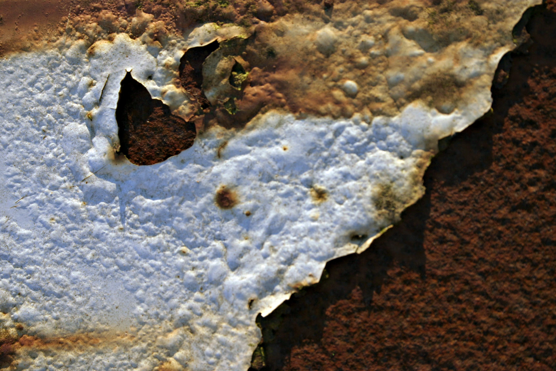 Peeling rust photo