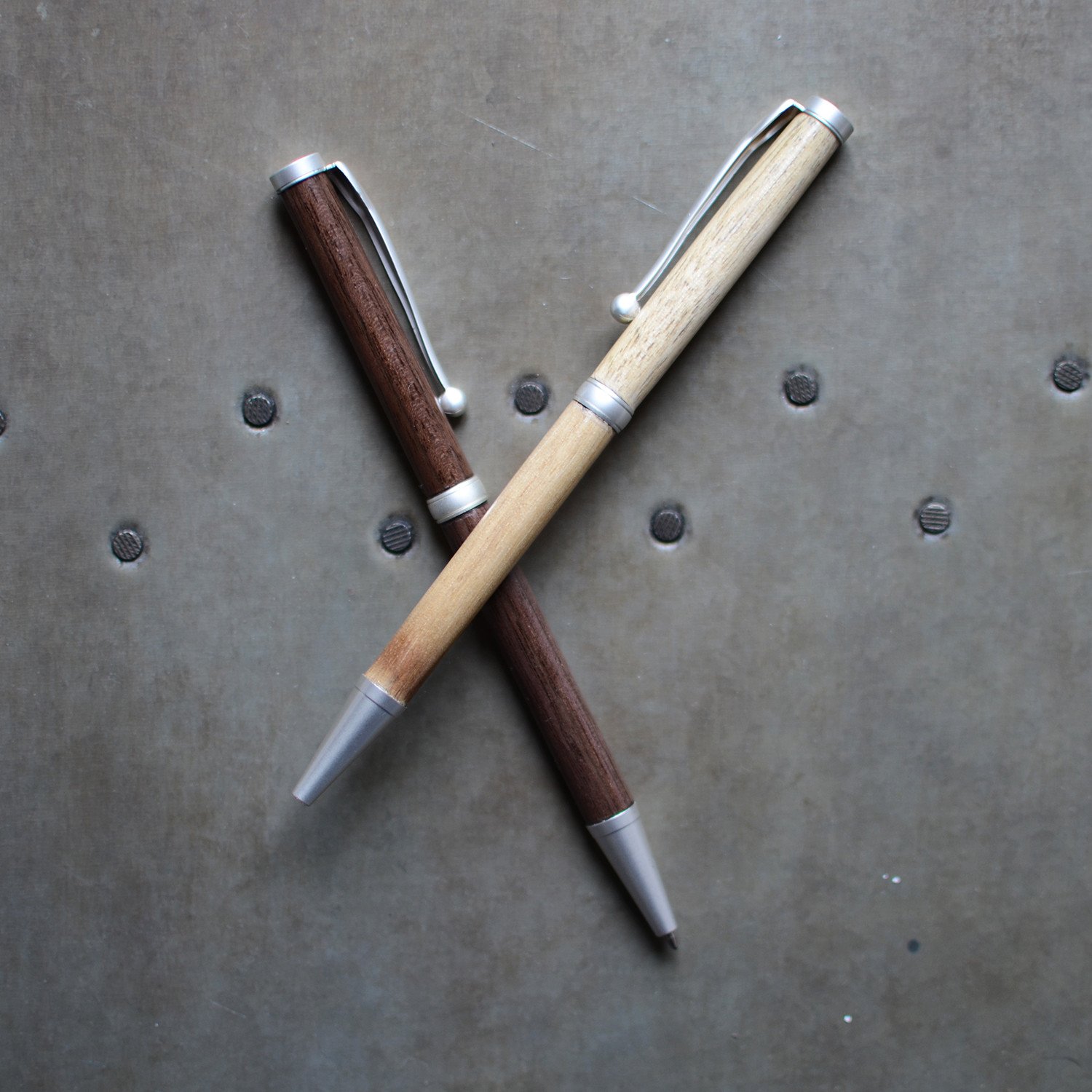 Hand-turned pen with black walnut – Ecommerce - Beekman 1802