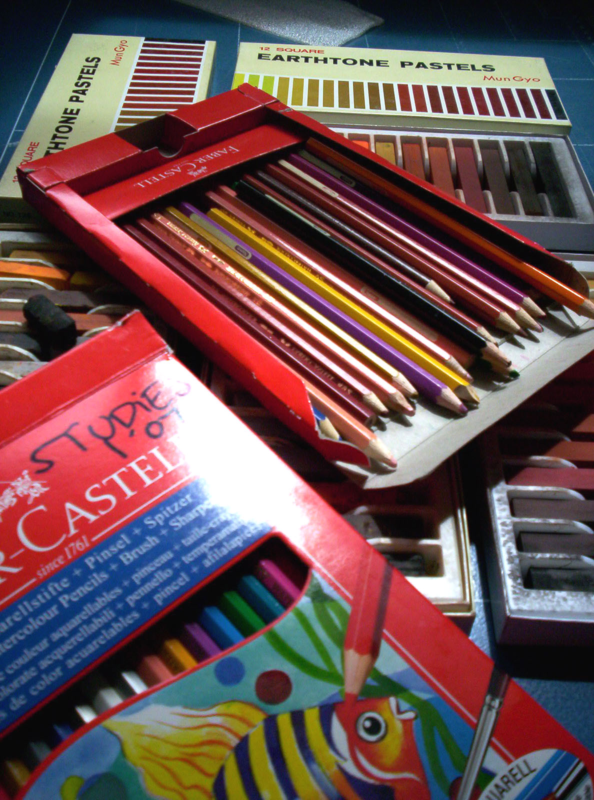 Pencils and stuff, Art, Bspo06, Classes, Colours, HQ Photo