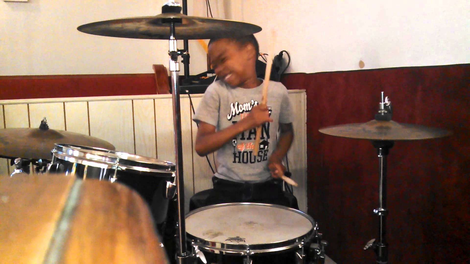 6 YEAR OLD plays drums to Contemporary Gospel song 