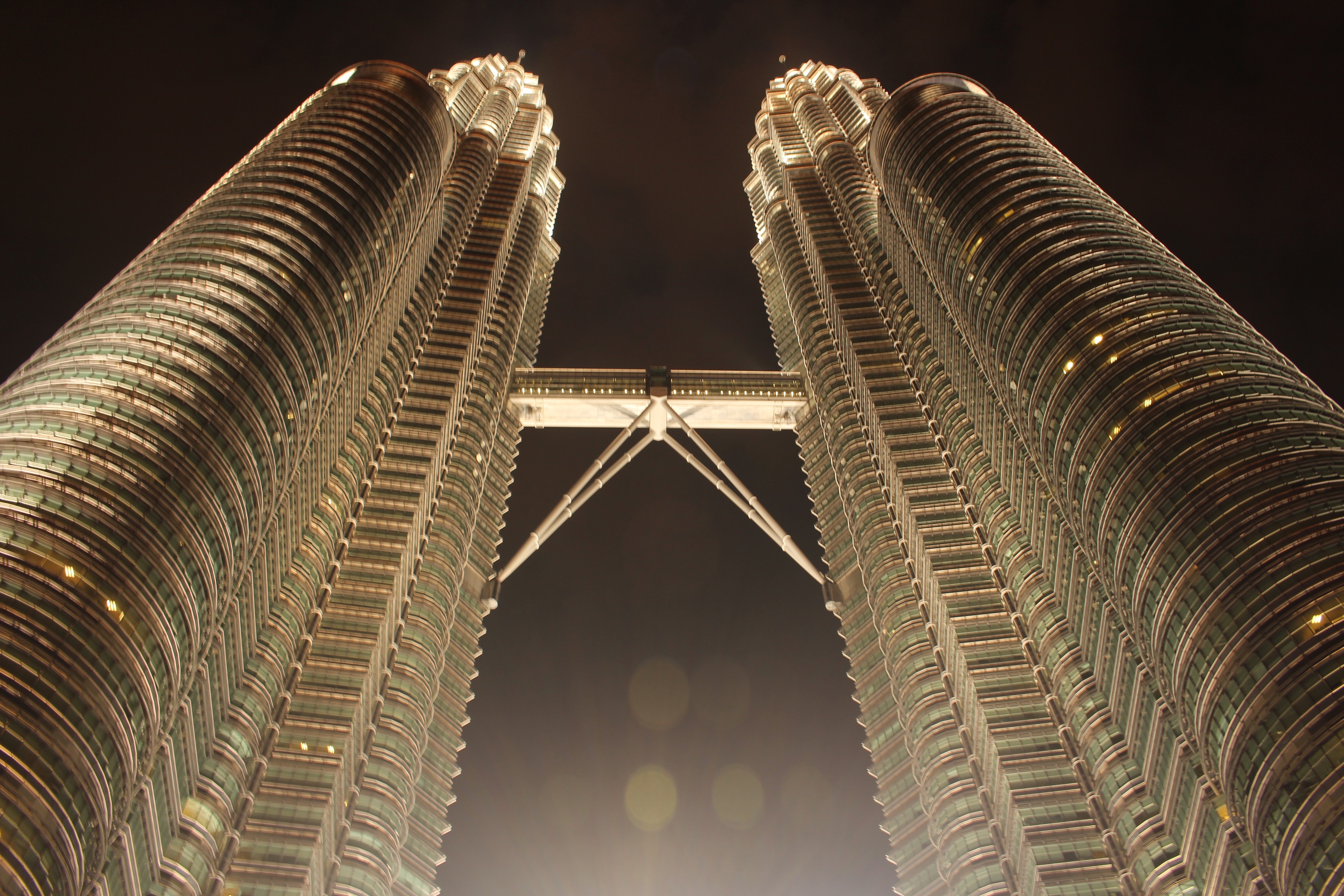 Petronas Towers - Wikipedia