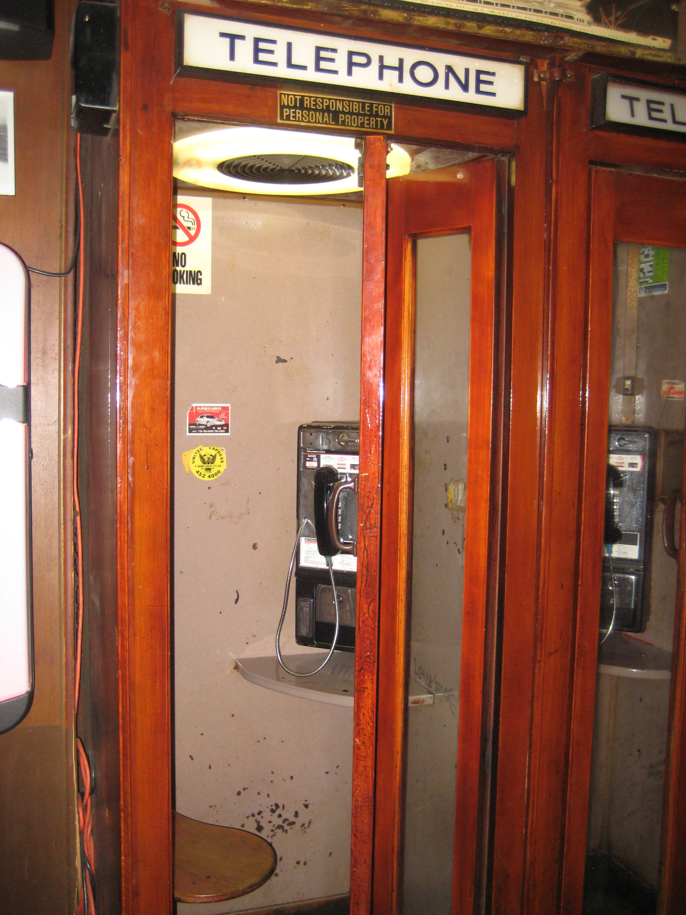 Old-school phone booths hiding around the city | Ephemeral New York