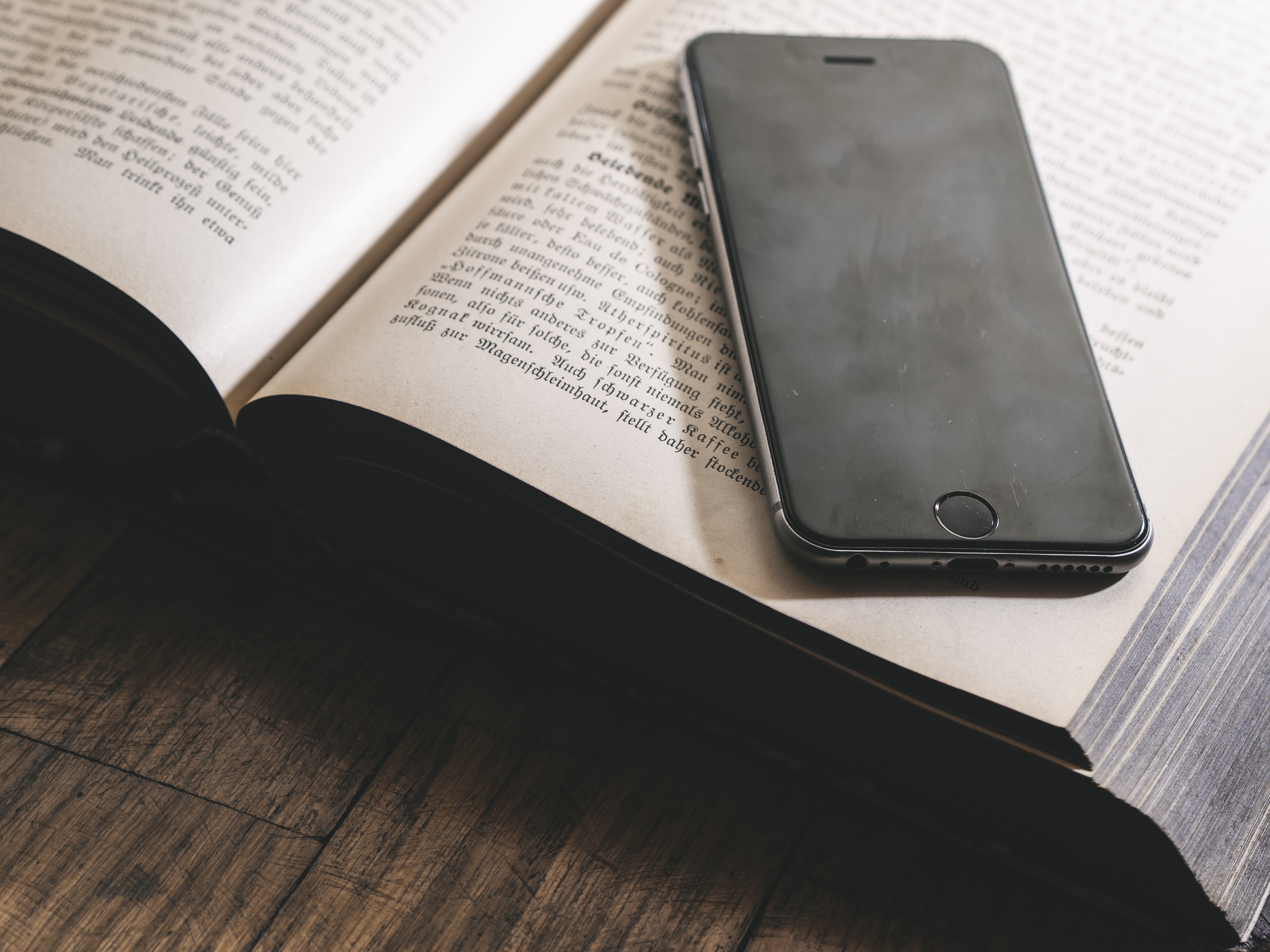 Phone on the Book, Apple, Black, Book, Iphone, HQ Photo