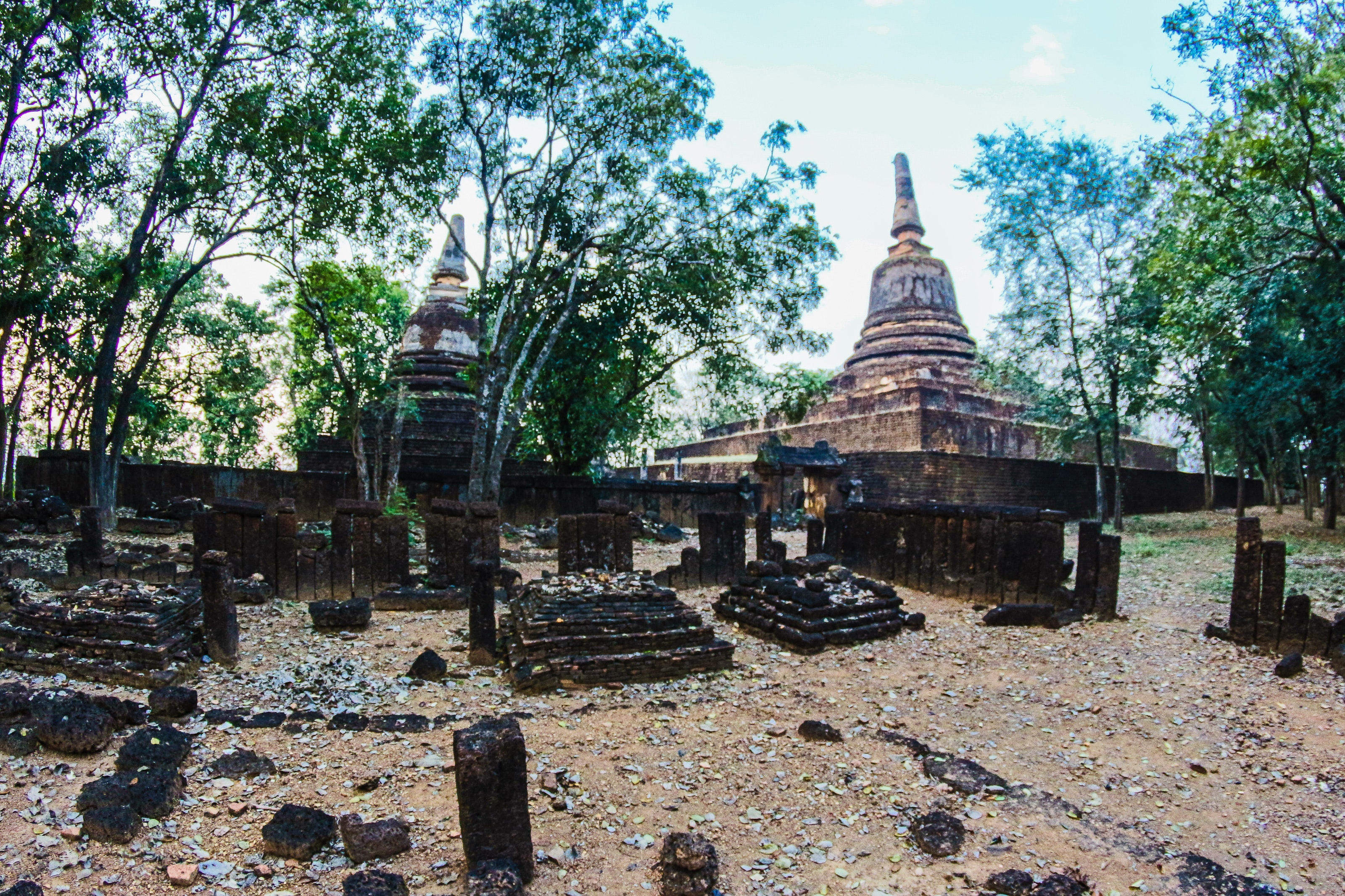 Photo of Brown Concrete Temple, Ancient, Thai, Sculpture, Spiritual, HQ Photo