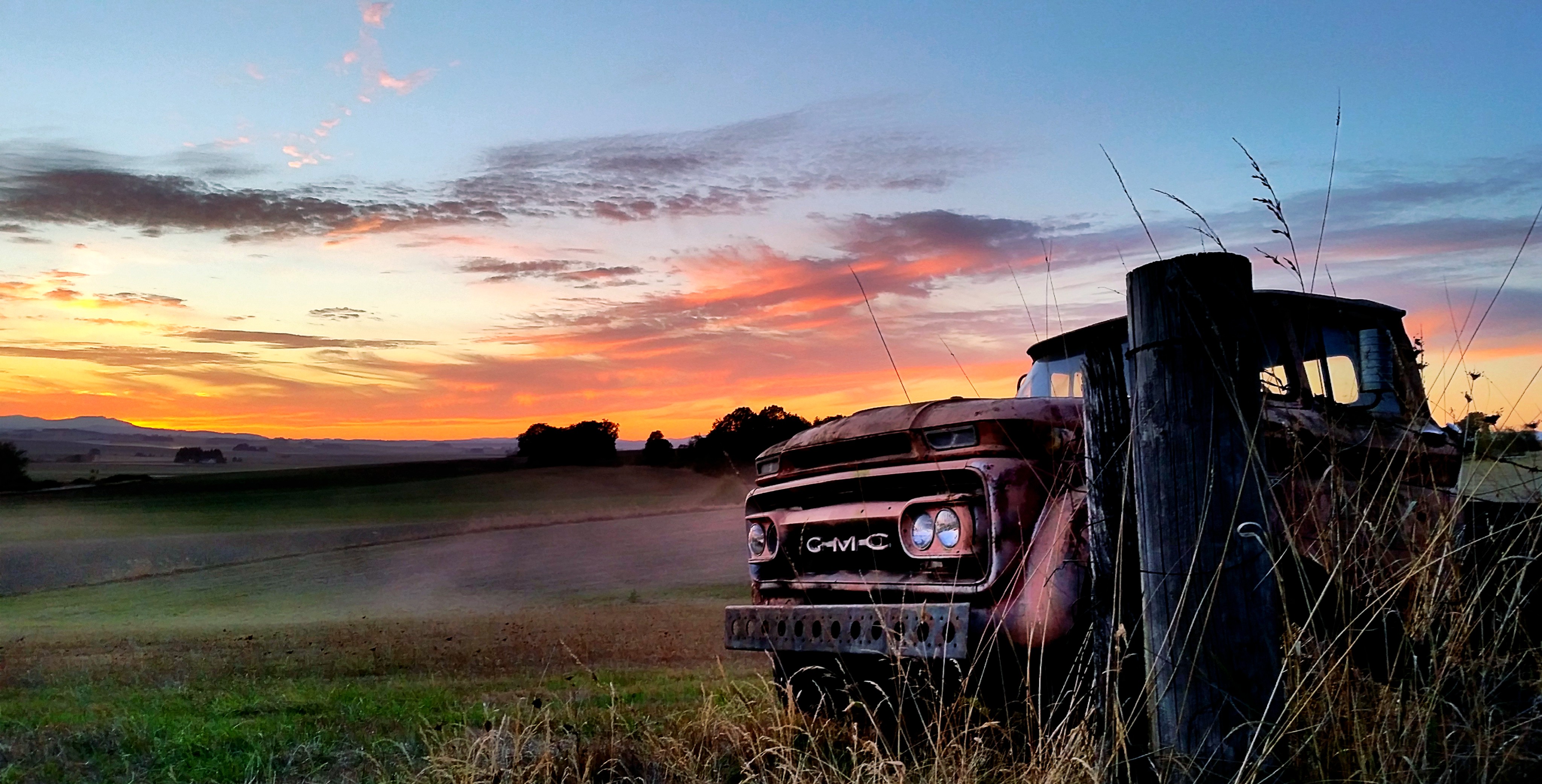 Farm truck sunset | Sunrise, Sunset | Pinterest | Farm trucks