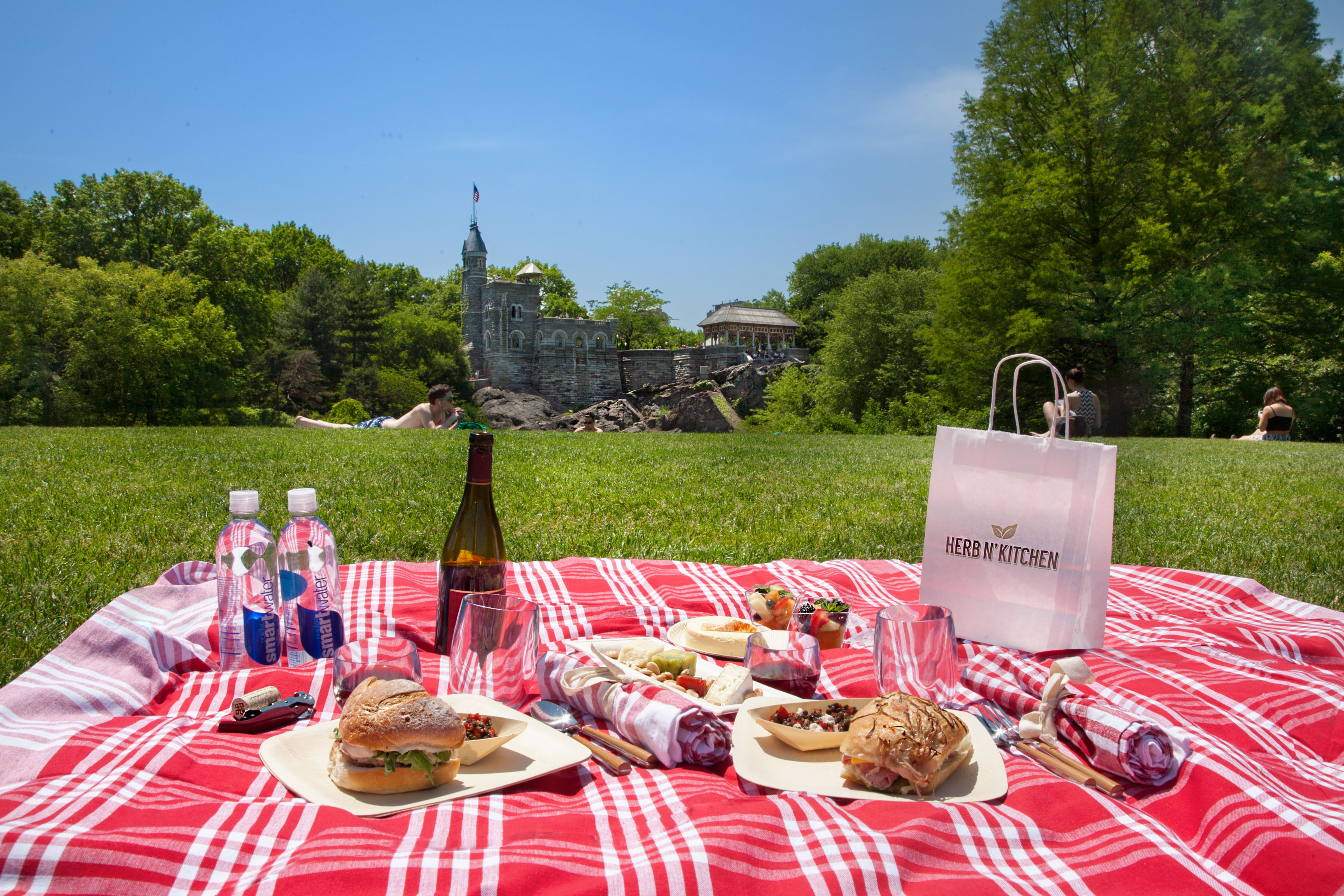 A-Tisket, A-Tasket, a Pre-Packed Picnic Basket | IN New York