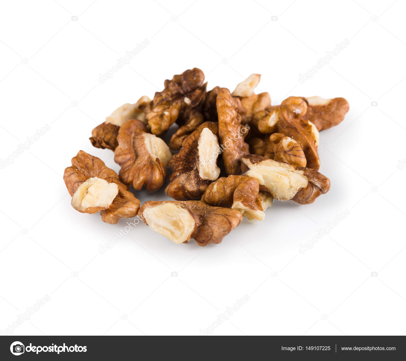 Pile of peeled walnuts close-up isolated on white background — Stock ...