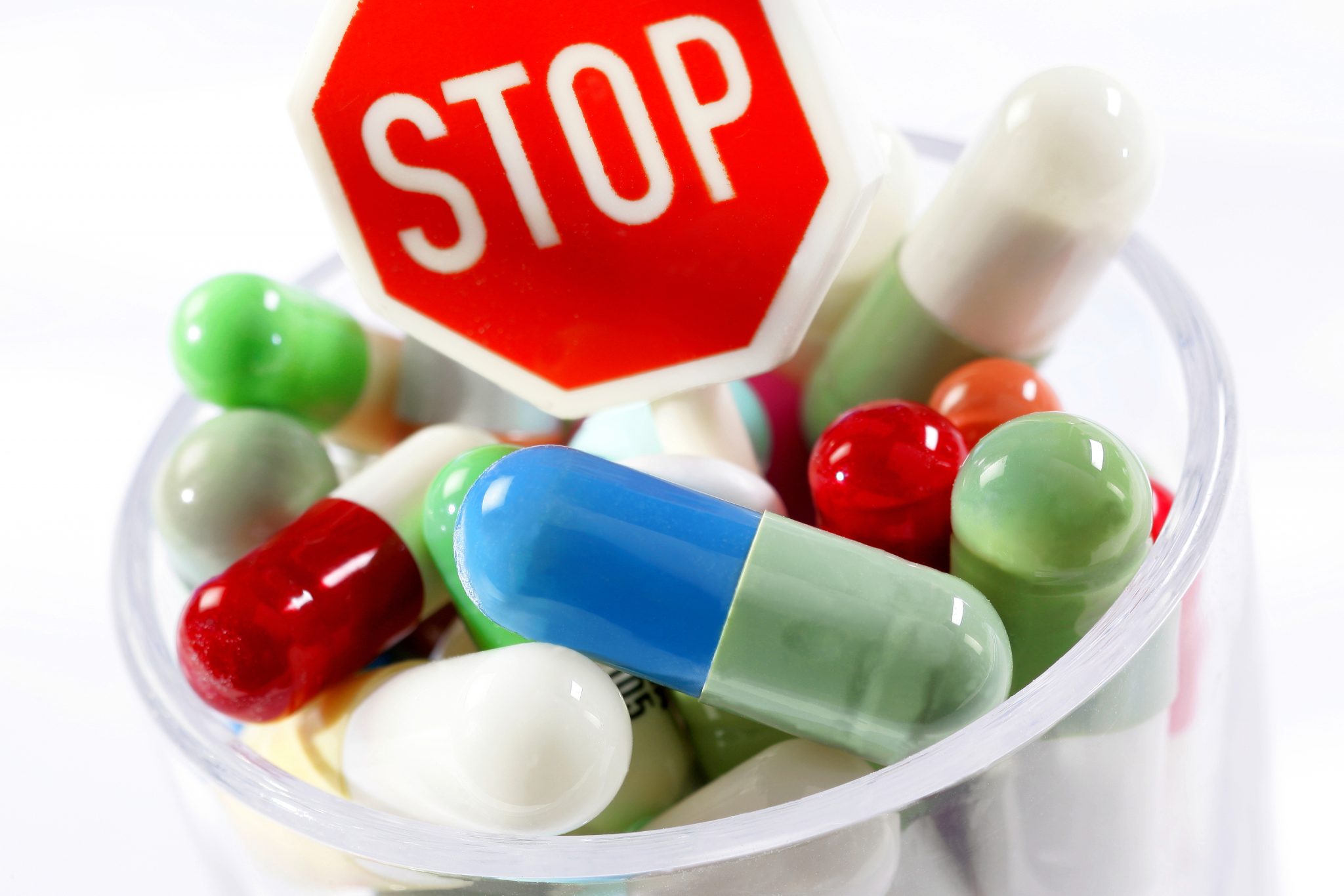 Бад противопоказания. Антибиотики. Лекарственные препараты антибиотики. Без антибиотиков. Запрещенные лекарства.