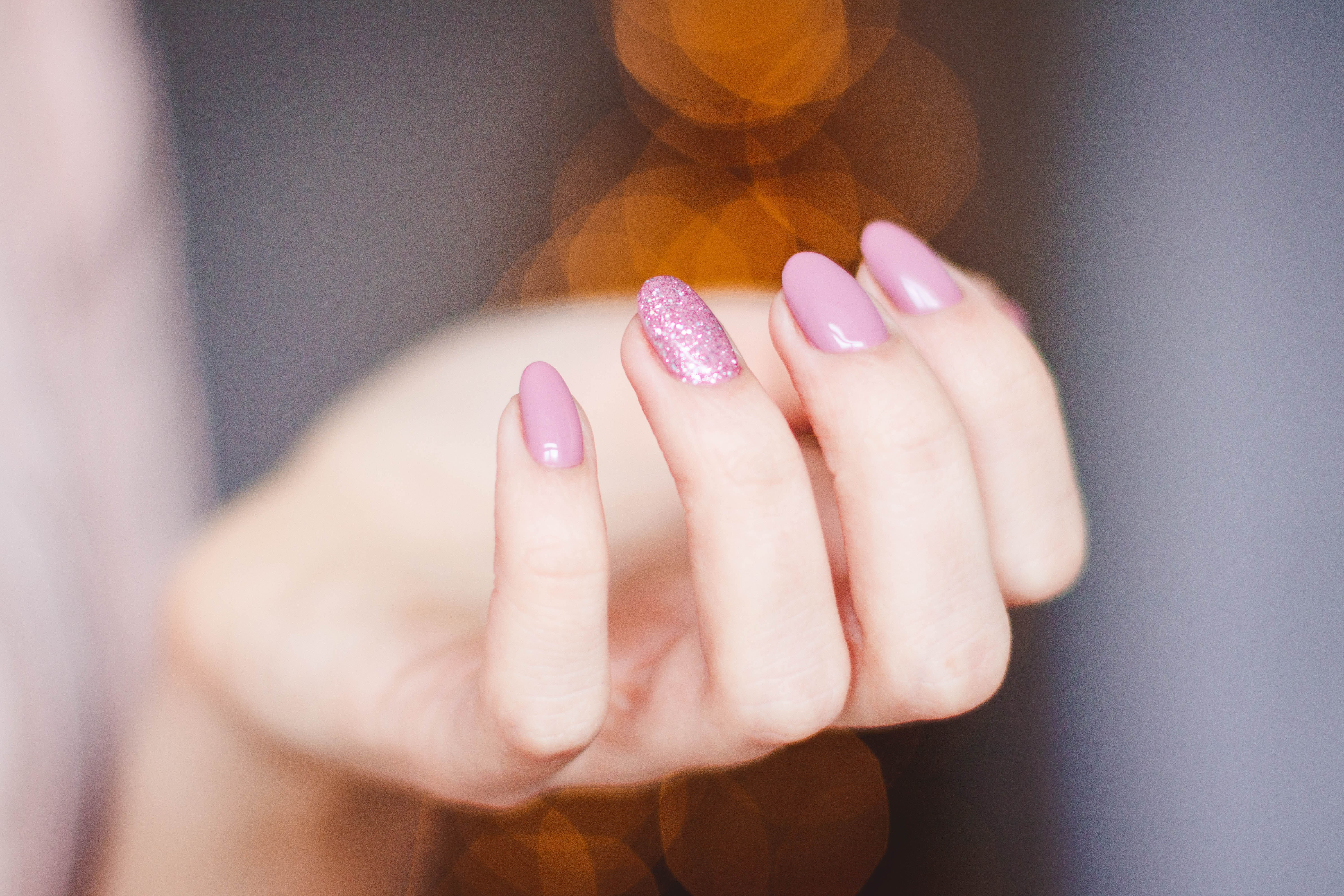 Pink manicure photo