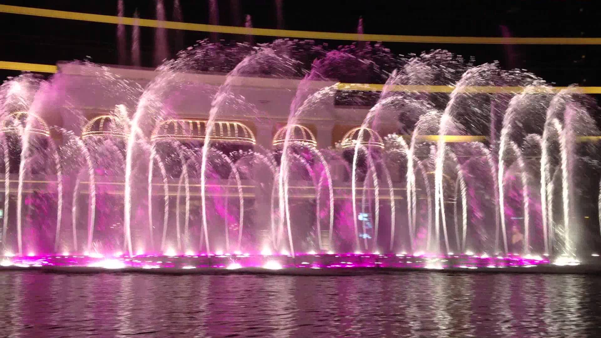 Macau Wynn Water Fountain Show - YouTube