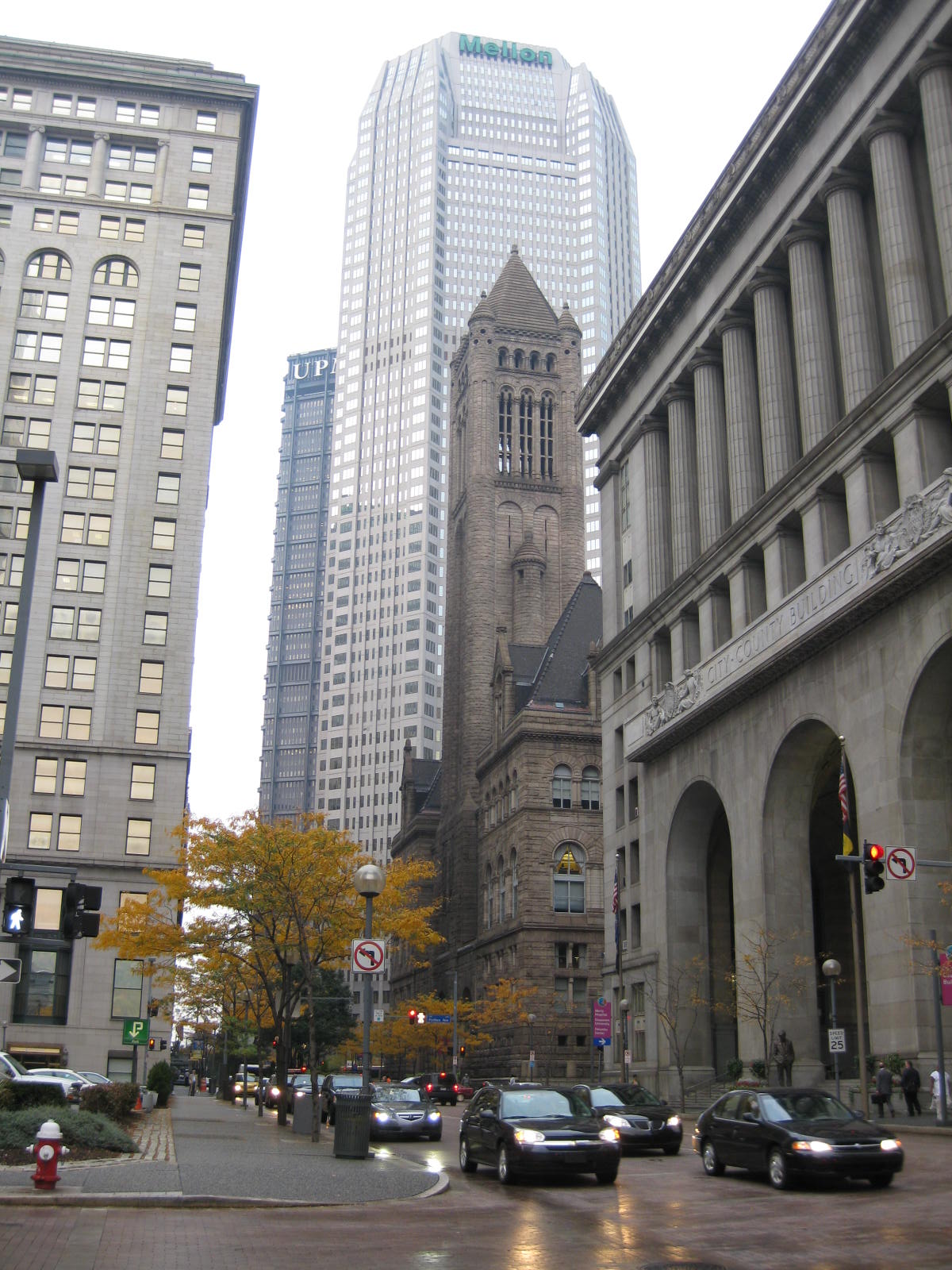 Downtown Pittsburgh Architecture – Preservation in Pink