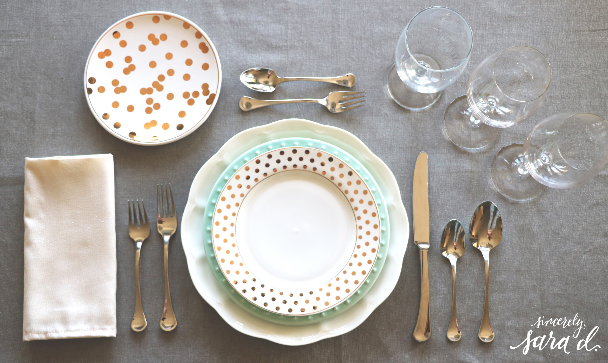 Entertaining Tips & Setting a Proper Table | Sincerely, Sara D.