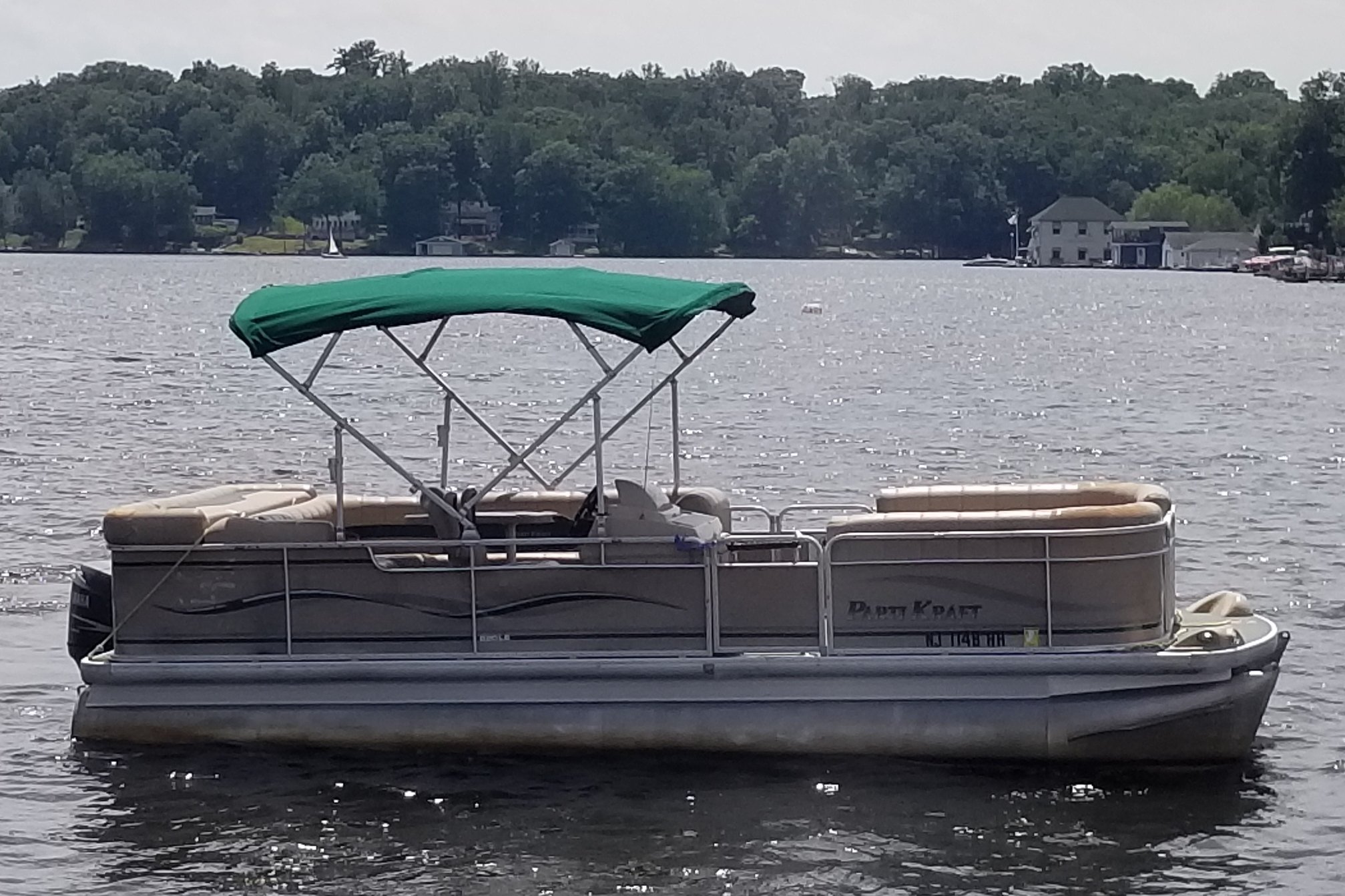 Lakeview Marina - Pontoon Boat Rentals - Gas Included - Lake ...