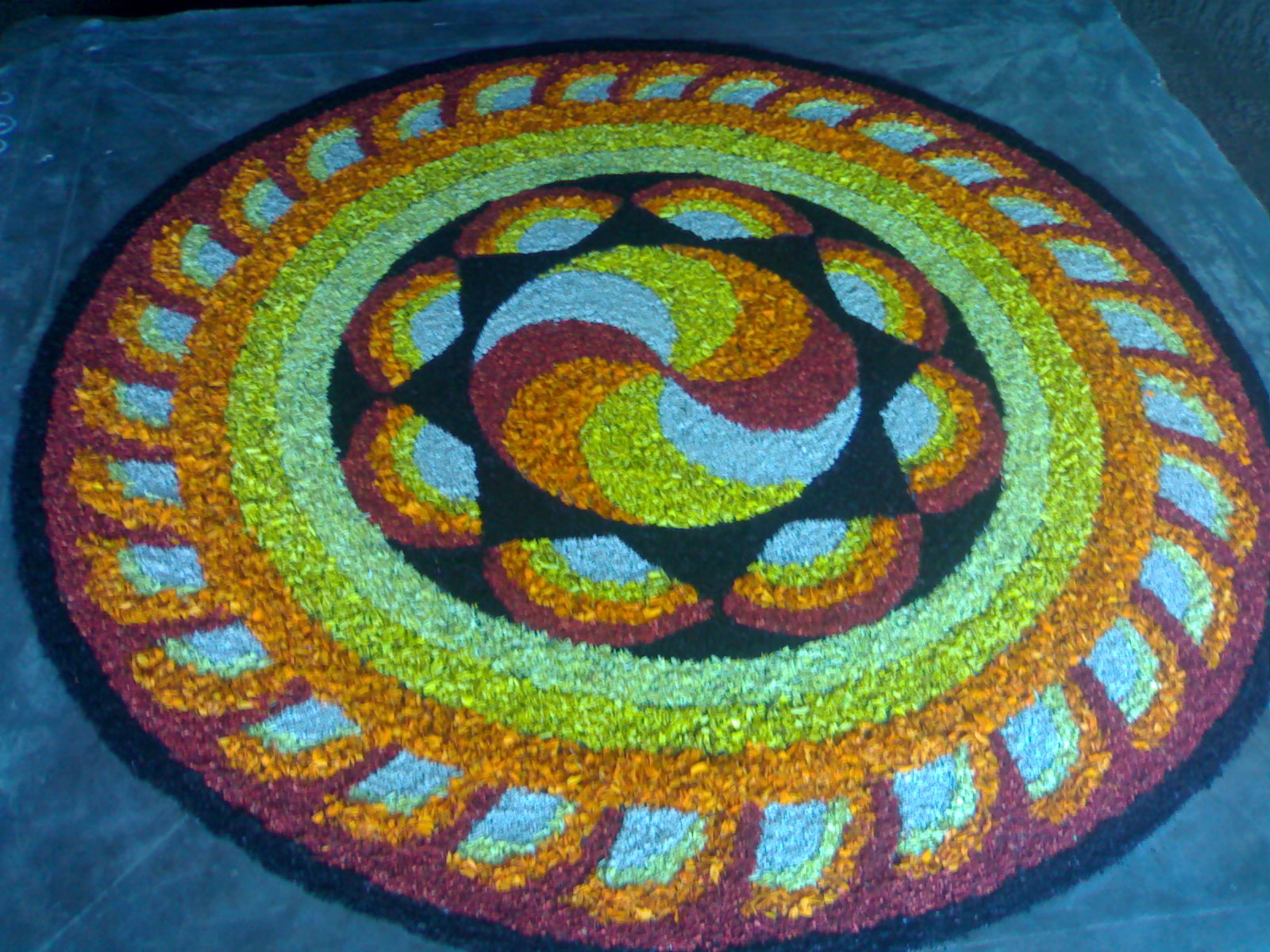 2013 Best 50 Pookalam pictures,designs: 2013 Best 51 POOKALAM ...