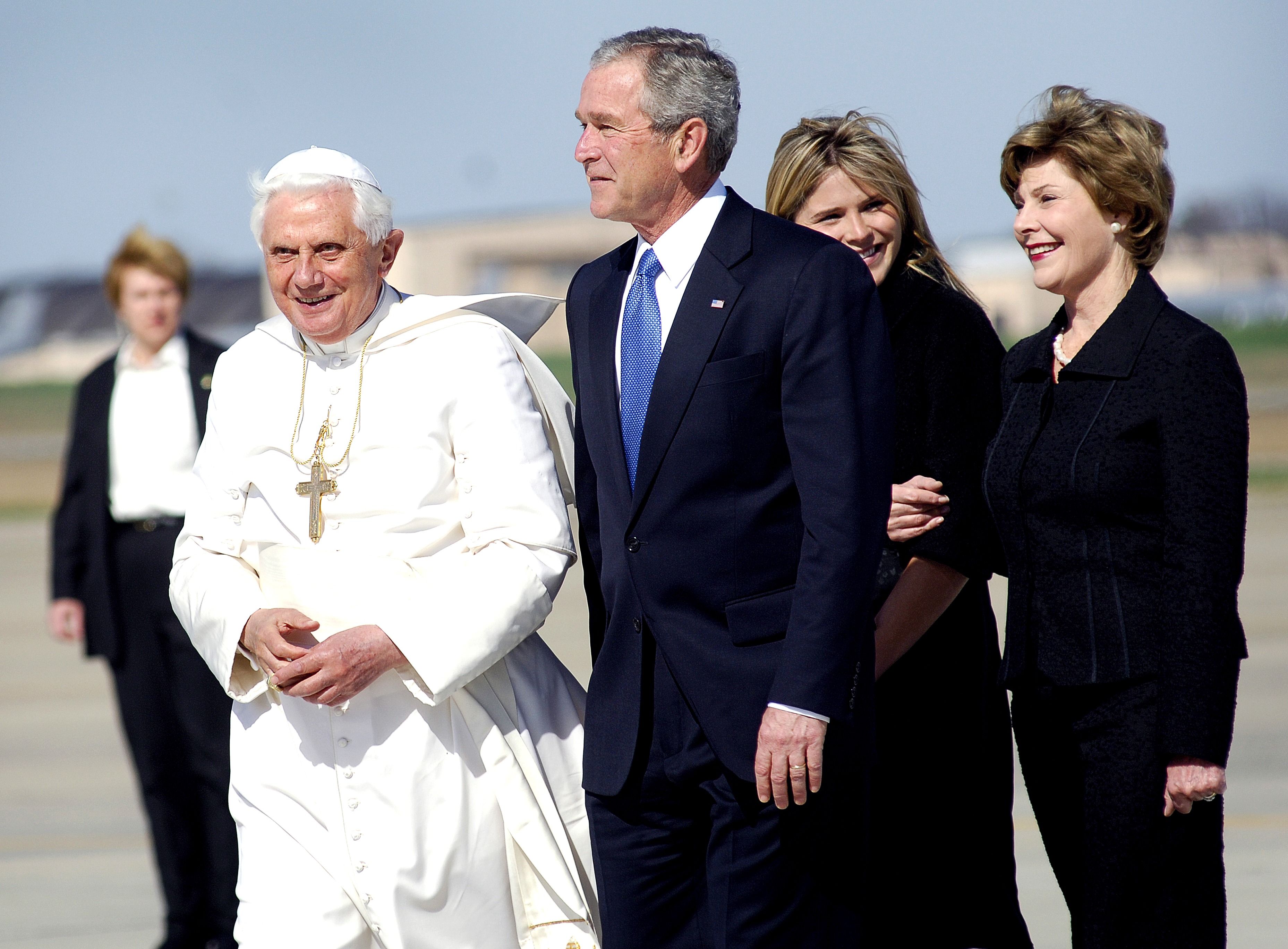 Pope benedict and george bush photo