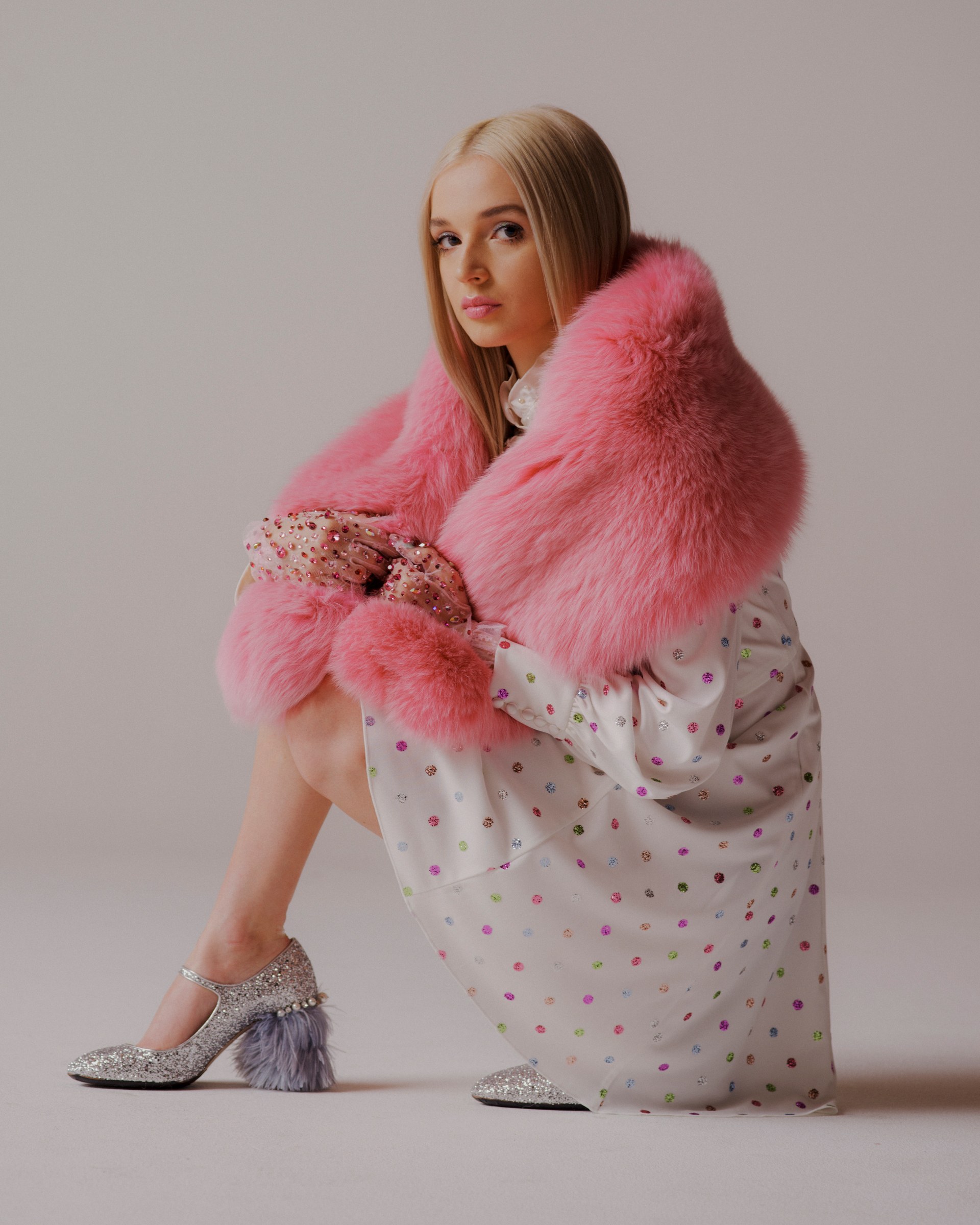 Did YouTube Phenomenon Poppy Steal Her Style From Another Star? | WIRED