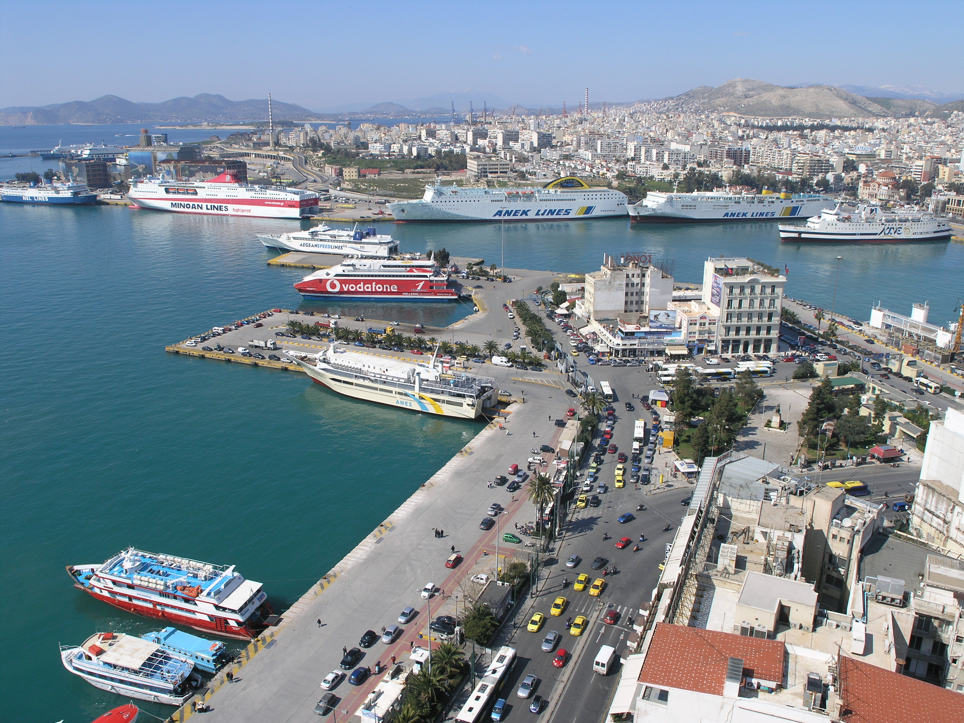 File:Port of Piraeus.jpg - Wikimedia Commons