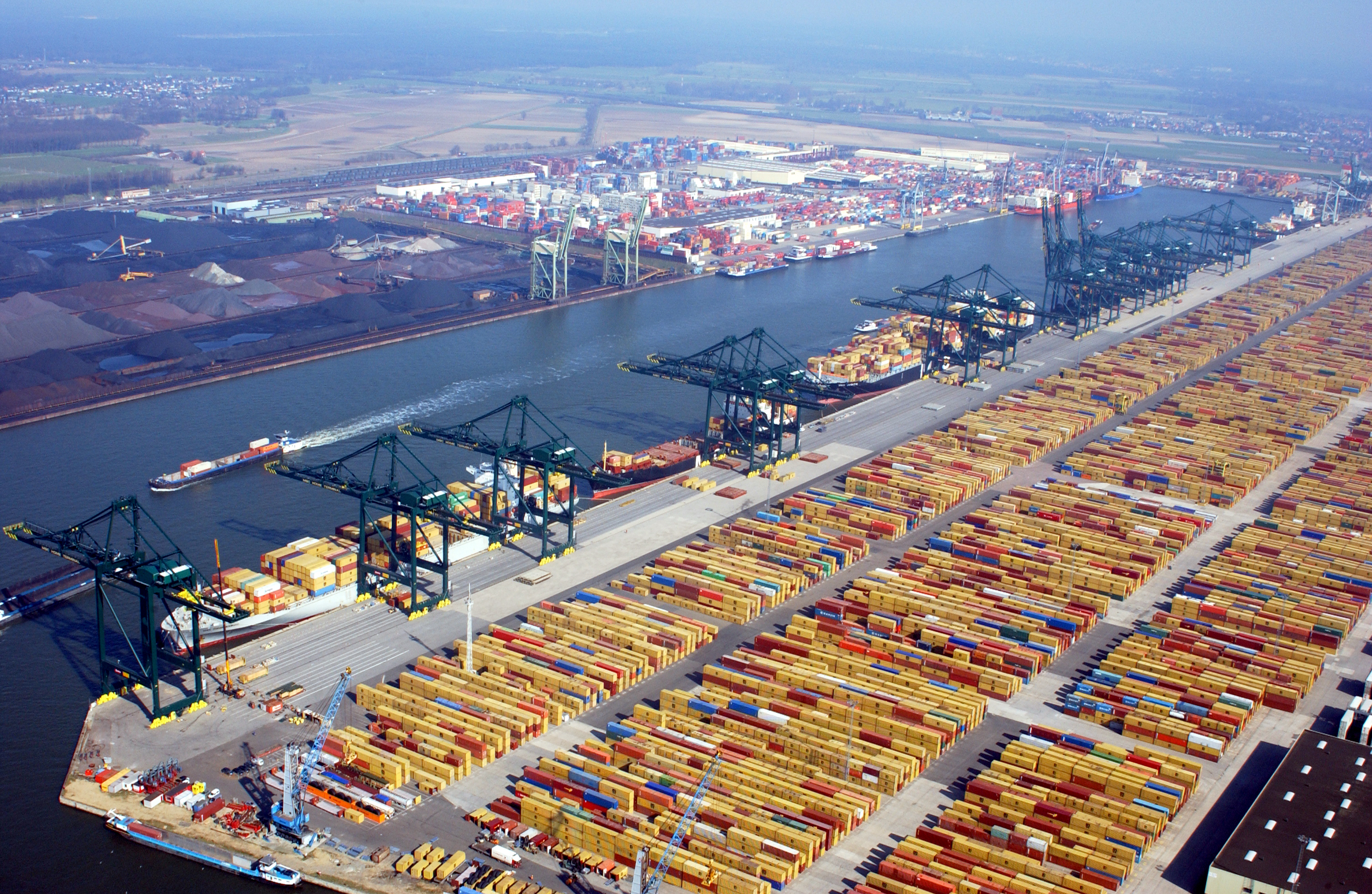 The Port of Antwerp becomes Europe's second-busiest box port