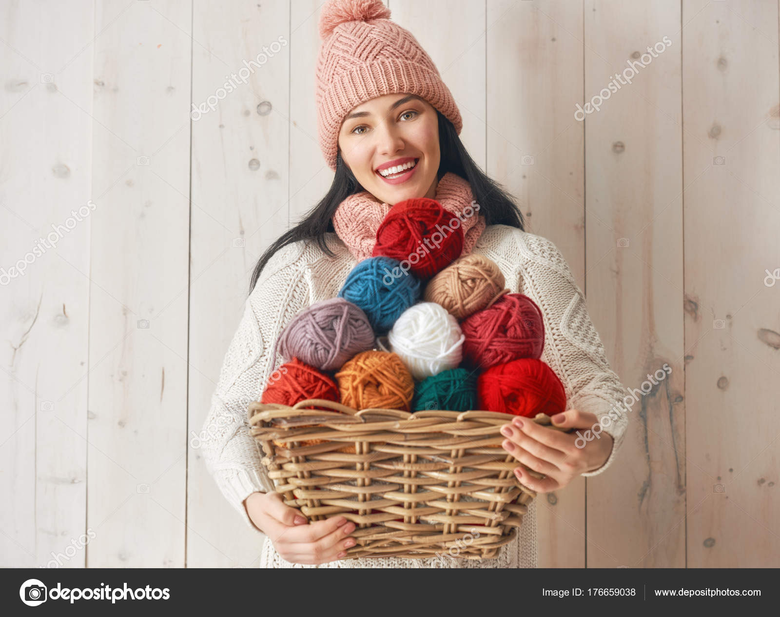 Winter portrait of young woman — Stock Photo © choreograph #176659038