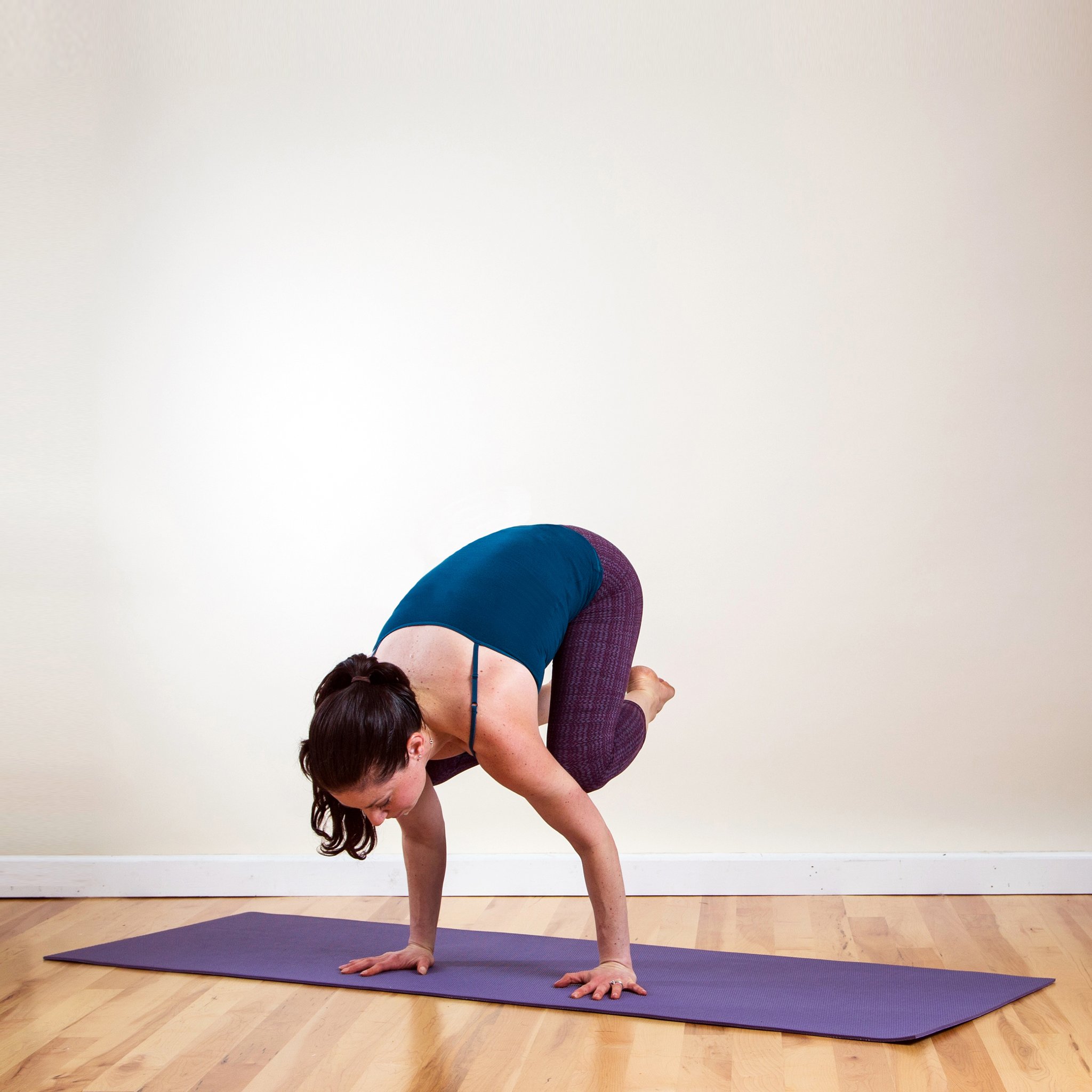 How to Do the Crow Pose | POPSUGAR Fitness Australia