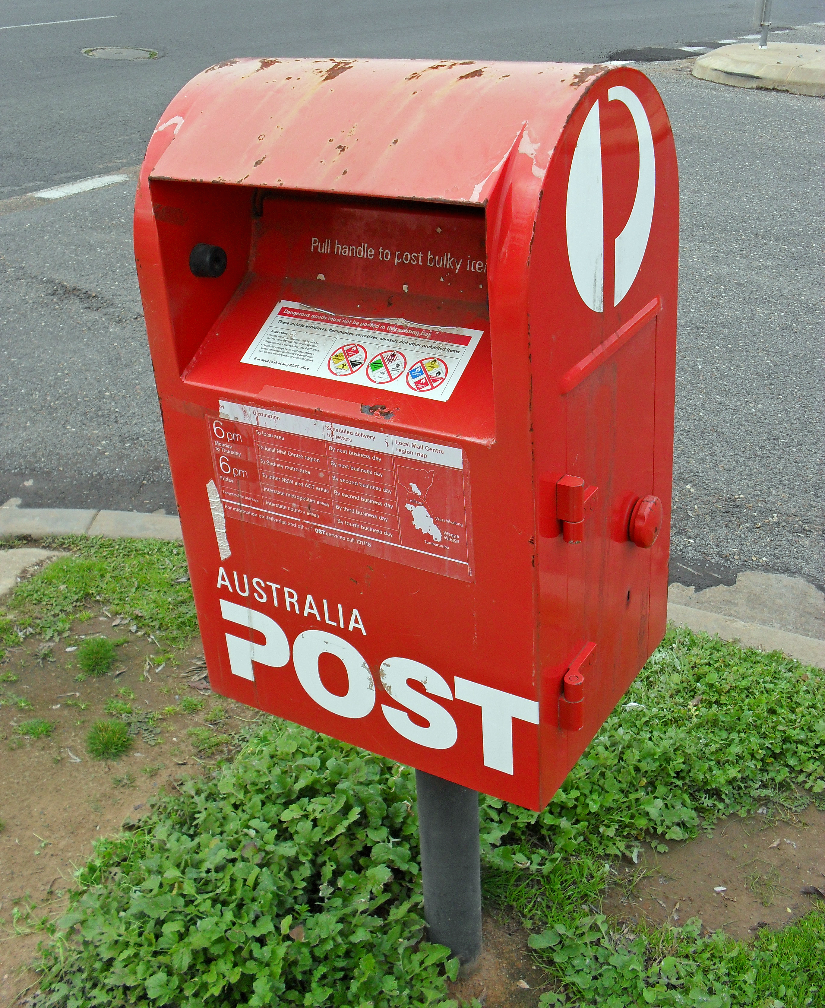 File:Australia Post box.jpg - Wikimedia Commons