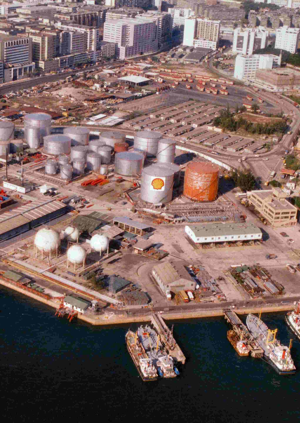 Oil terminal - Wikipedia