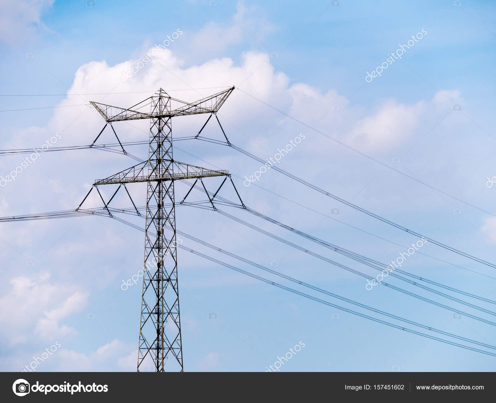 Electric power transmission lines and pylon, Netherlands — Stock ...