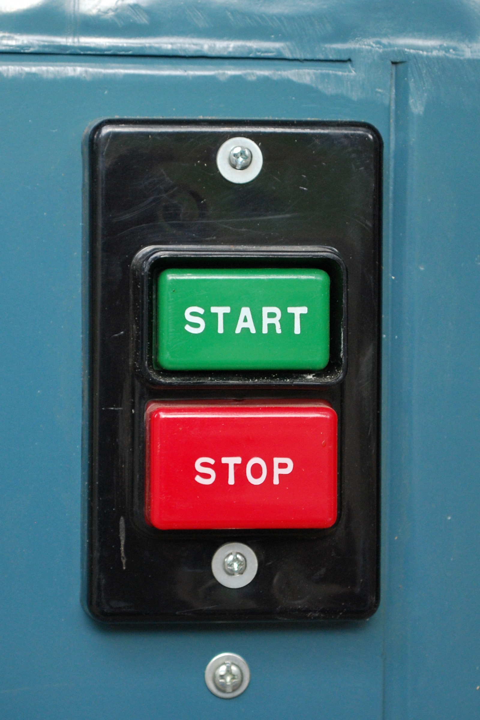 File:Start Stop Power Switch.jpg - Wikimedia Commons