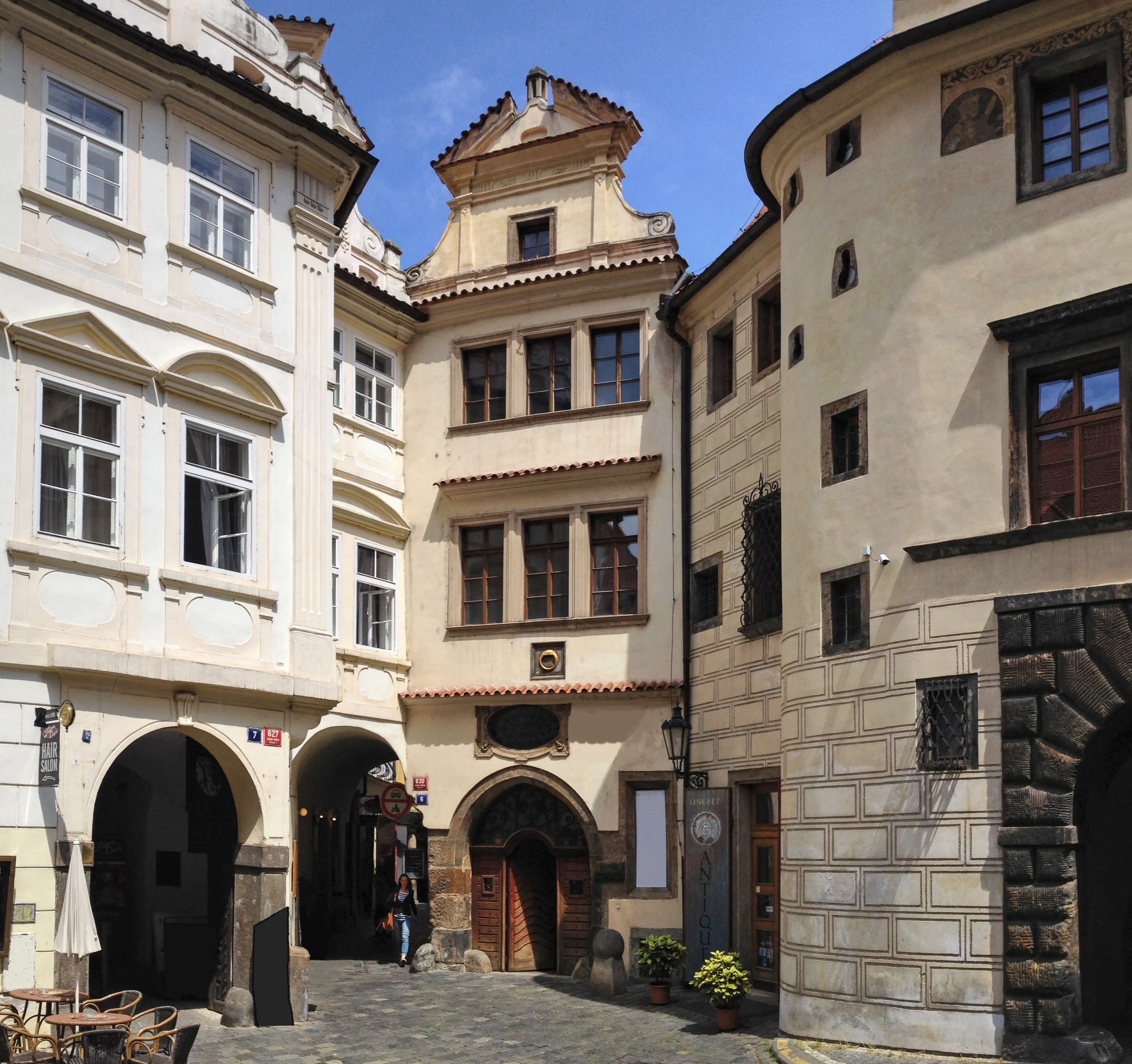 The City of Prague Museum – House at the Golden Ring ( Dům U Zlatého ...