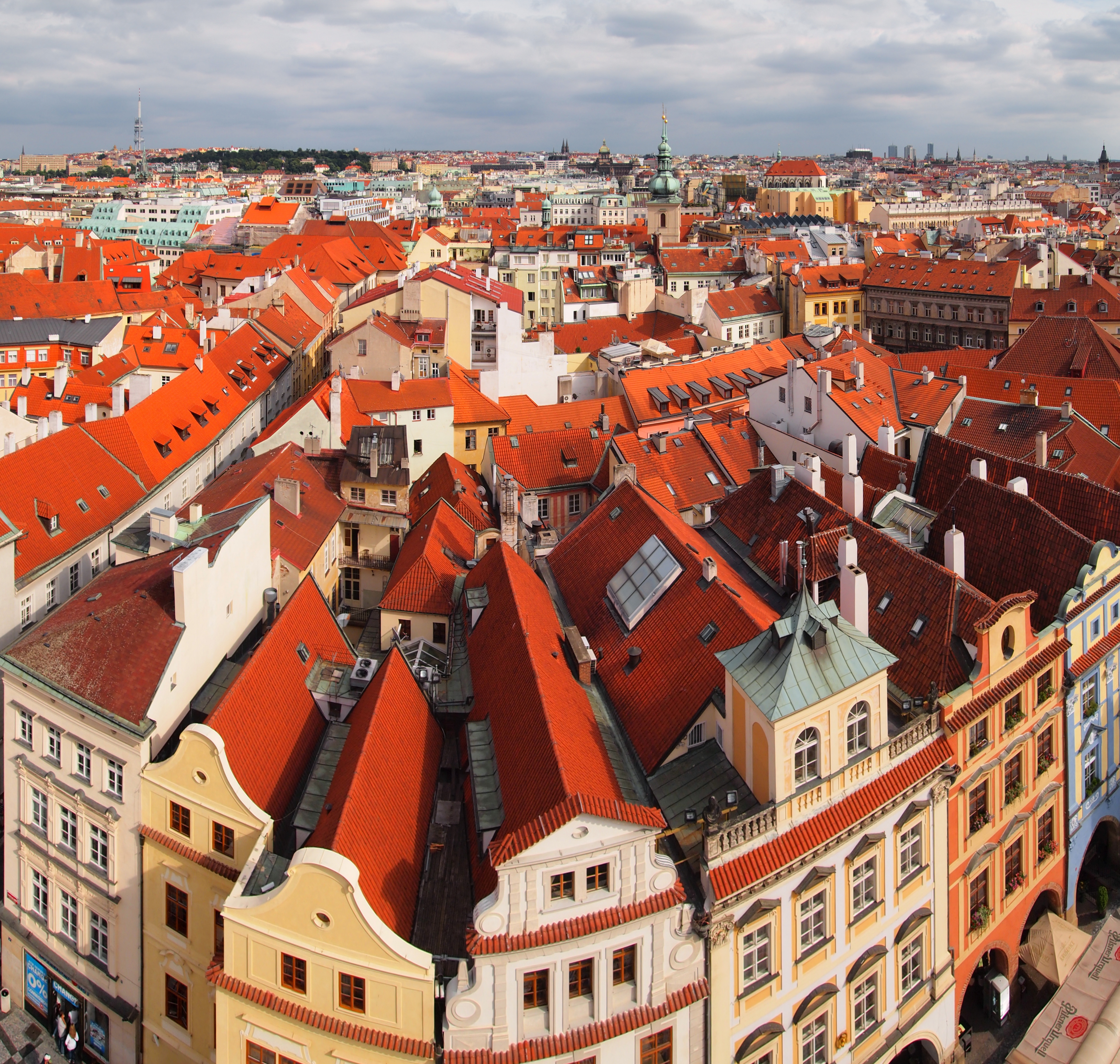 File:Roofs in Prague.jpg - Wikimedia Commons