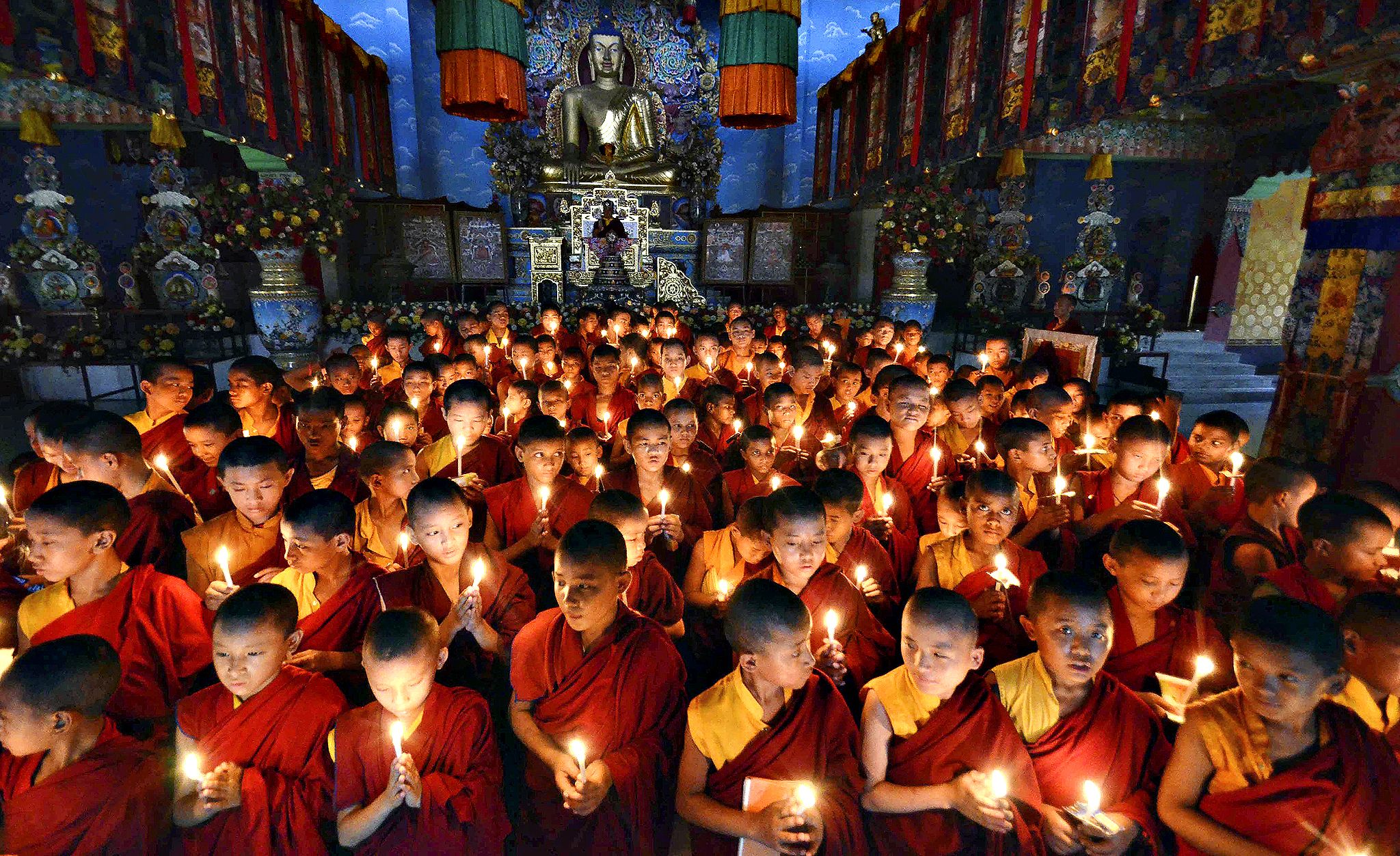 Light the way for peace | My Zen | Pinterest | Photo diary and Buddhism