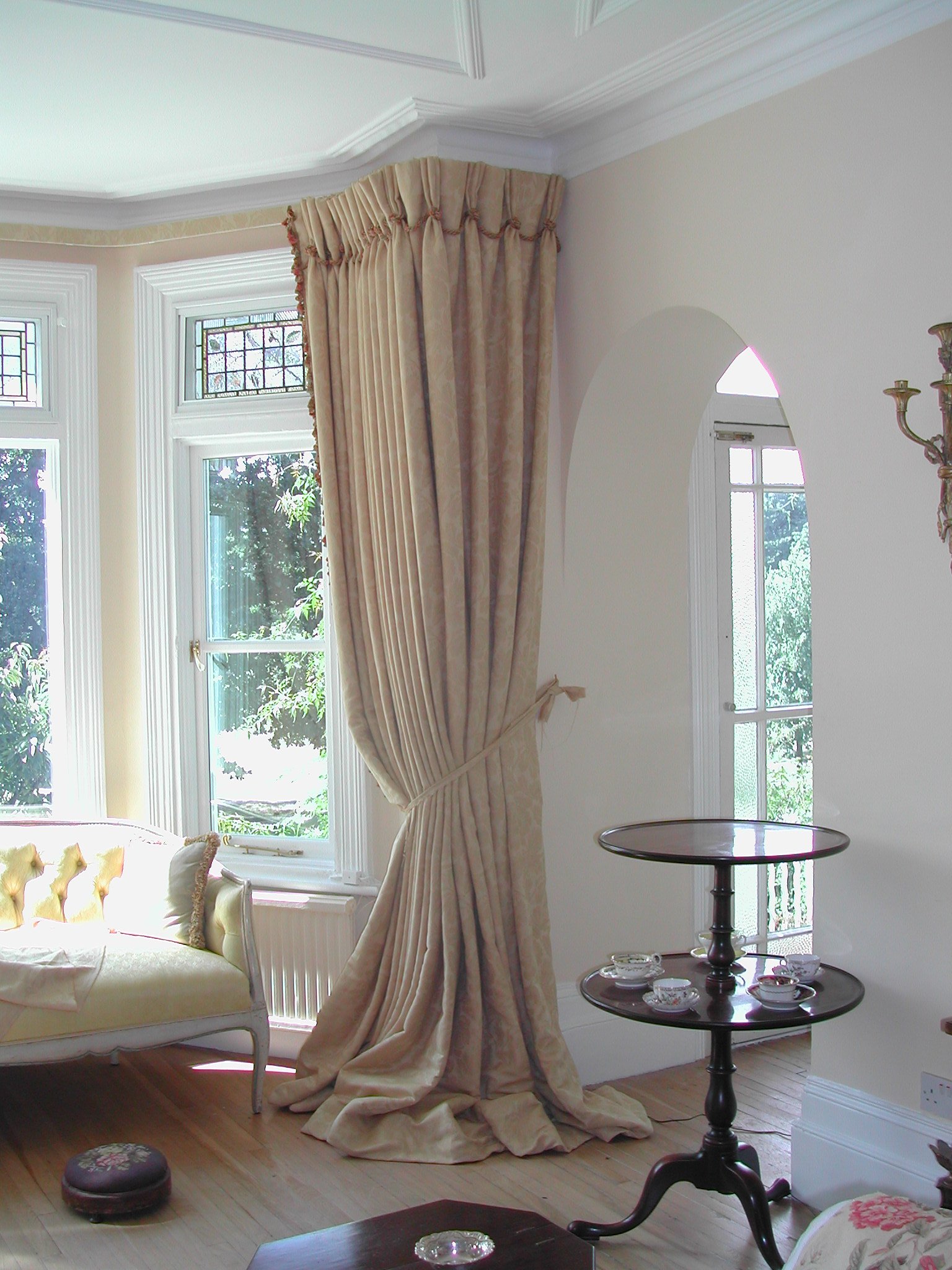 Luxurious And Splendid Decorating Windows Inspiration - Curtains