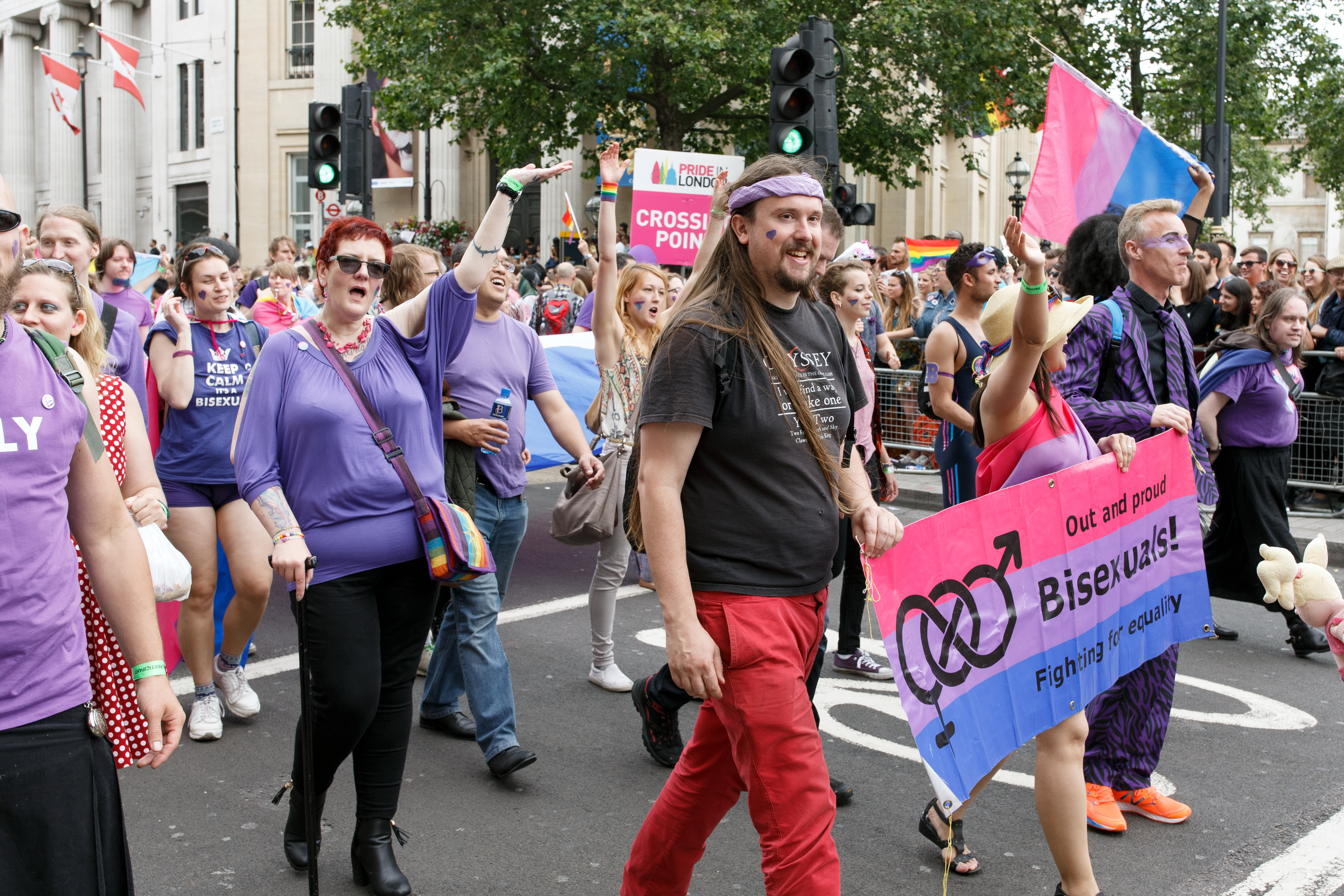 File:Pride in London 2016 - Bisexual people in the parade.png ...