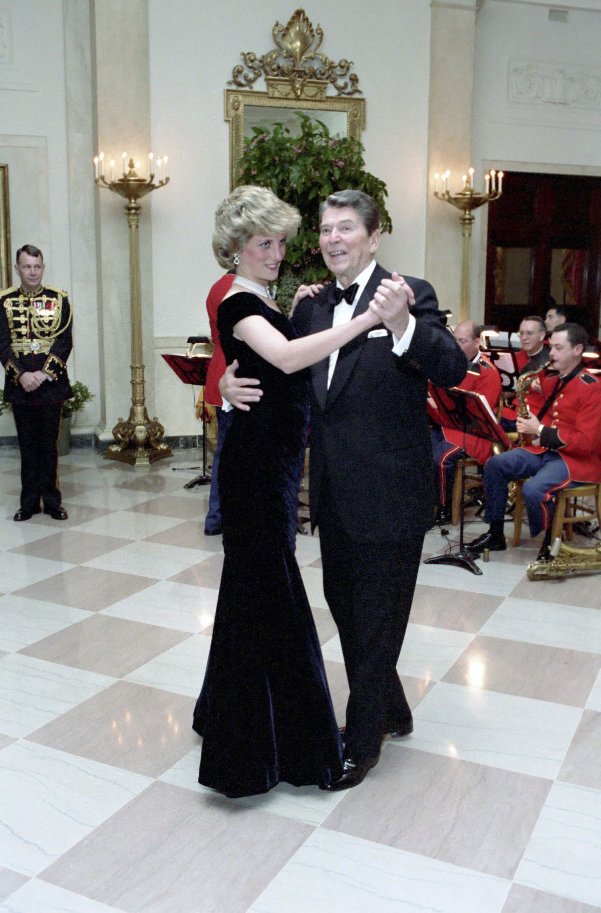 1985: Princess Diana and John Travolta on the dance floor