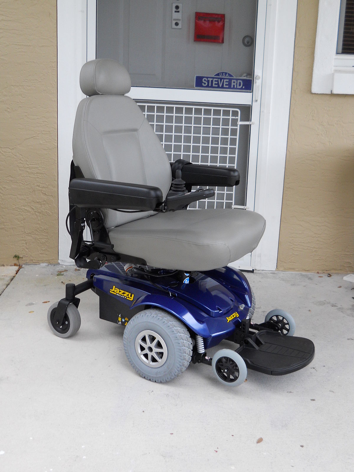 Wheelchair - Wikipedia