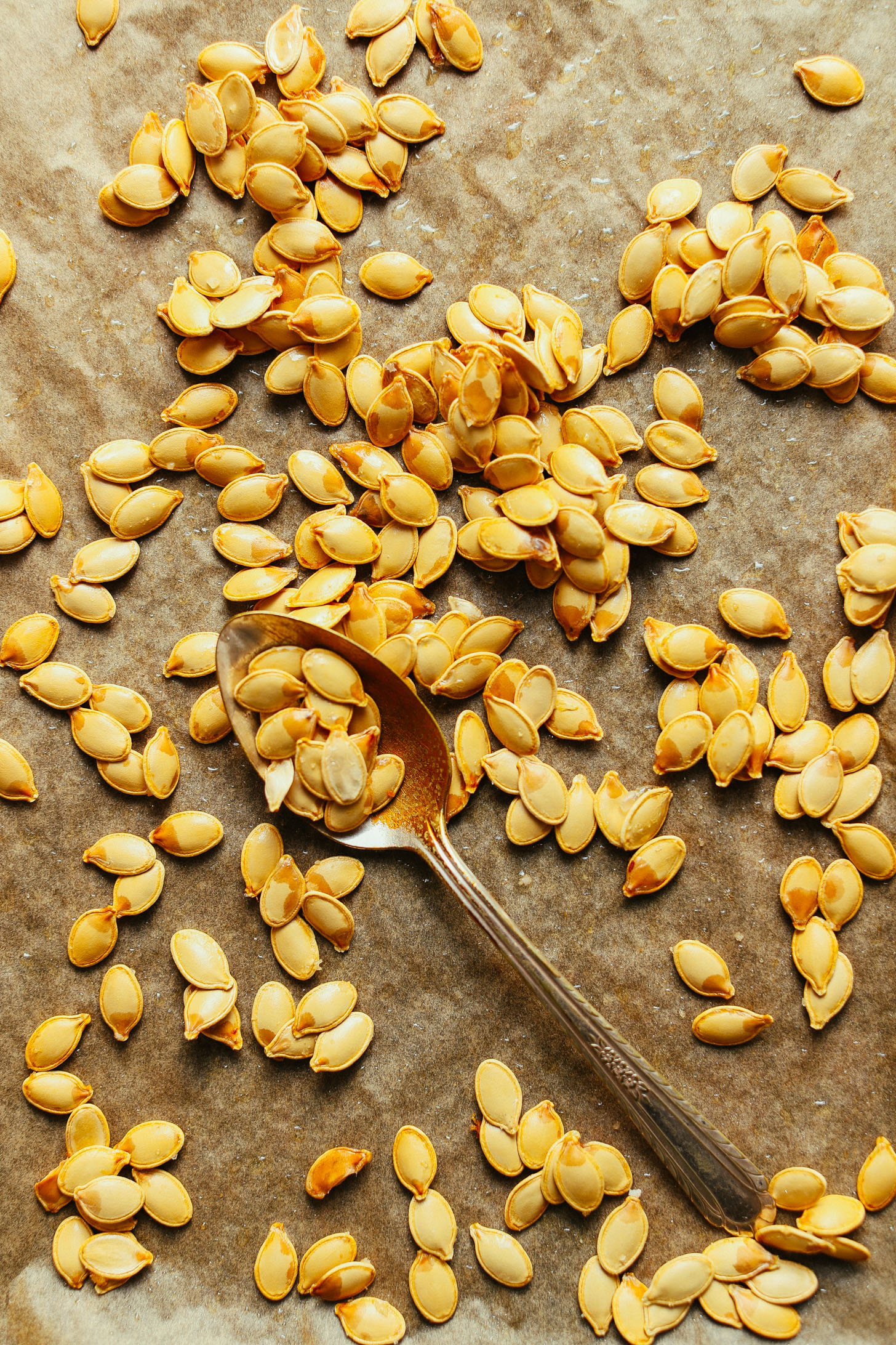 How to Roast Pumpkin Seeds | Minimalist Baker Recipes