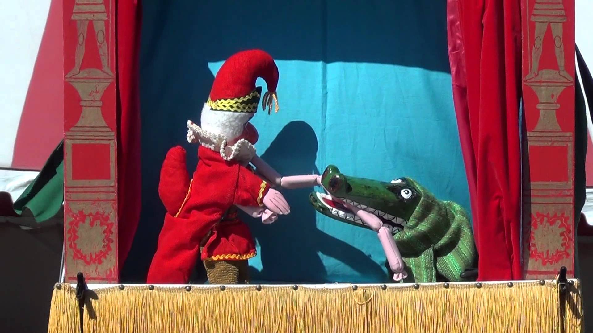 Fishers Renaissance Faire Kids Puppet Show Slap Stick - YouTube