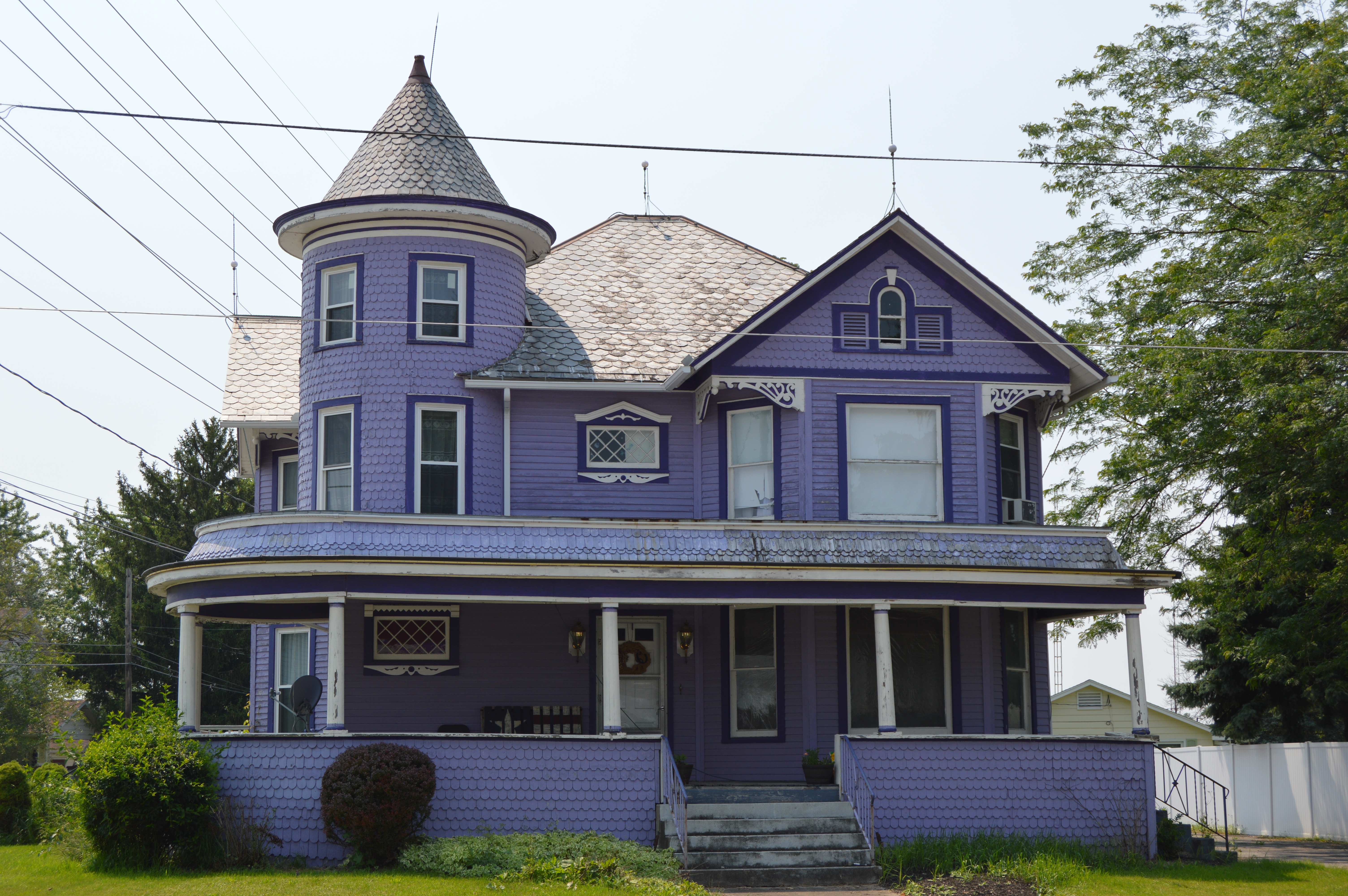 Purple house photo